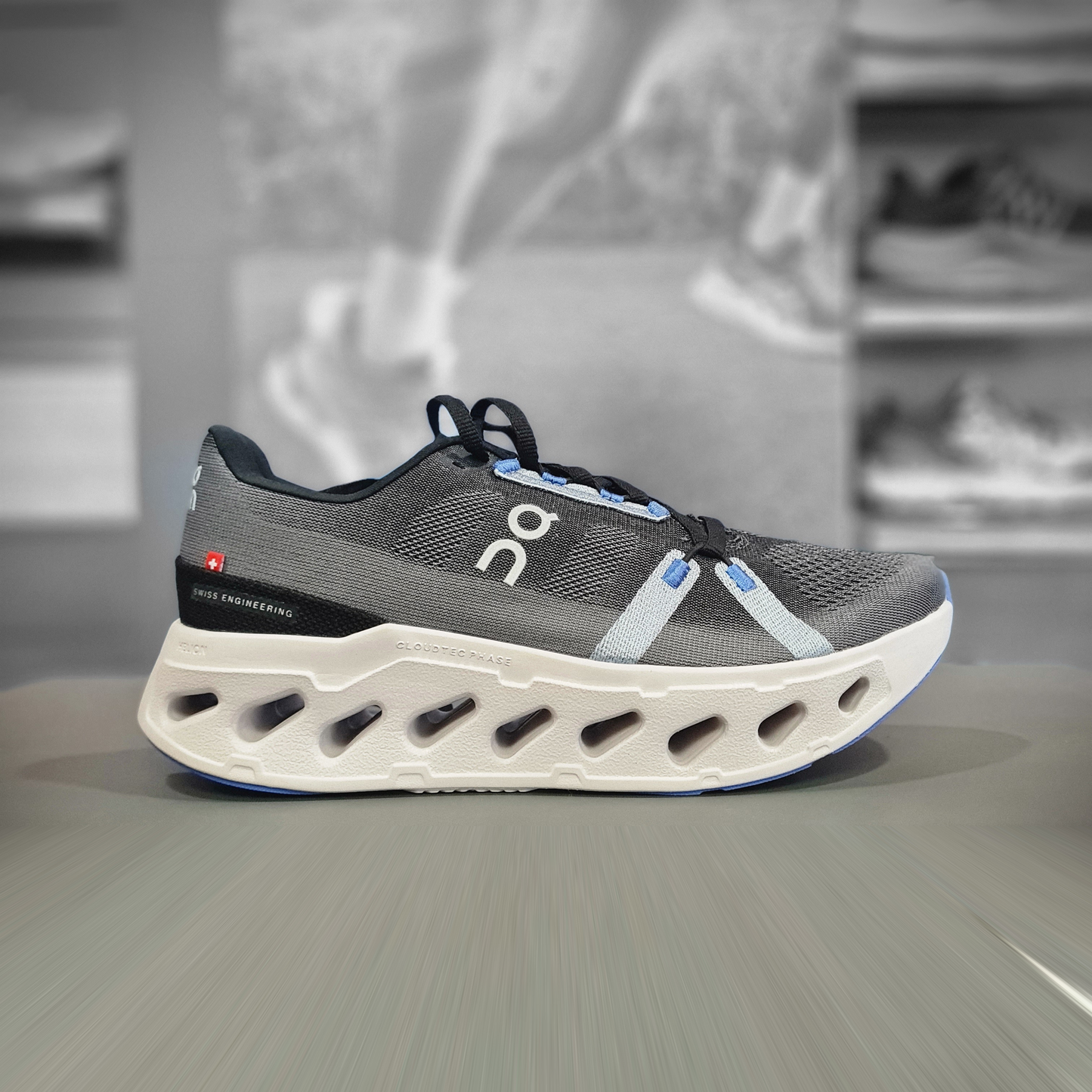 On Cloud Eclipse Mens - Durban Runner 7.5 / Black/Frost
