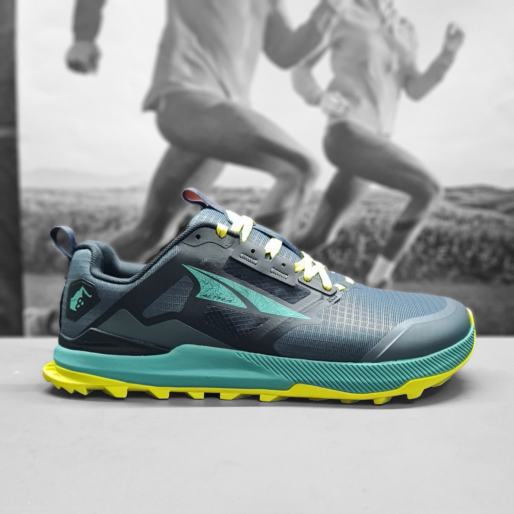 Altra Lone Peak 8 Mens Trail Running Shoe - Durban Runner 7.5 / Black/Green