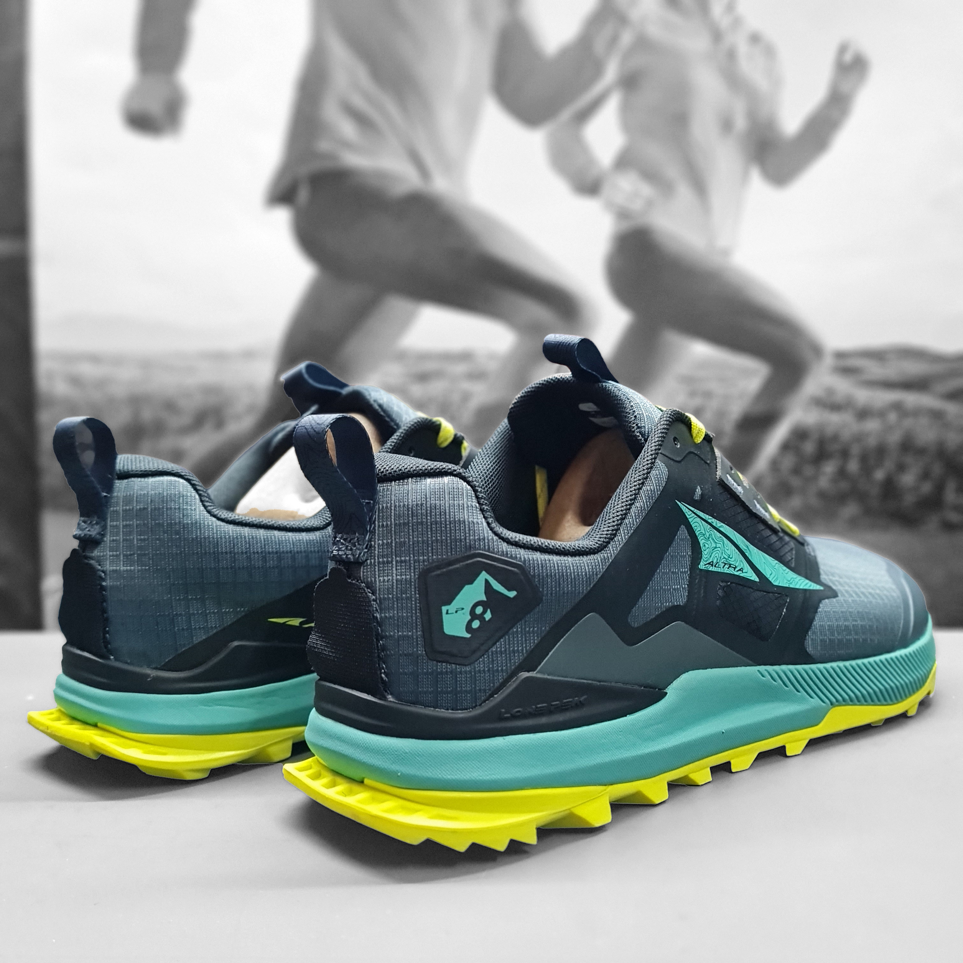 Altra Lone Peak 8 Mens Trail Running Shoe - Durban Runner 7.5 / Black/Green