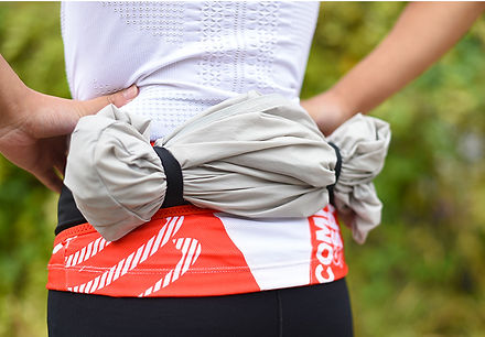 Aonijie Elasticated Waist Belt includes 250ml Flask - Durban Runner SM / Black