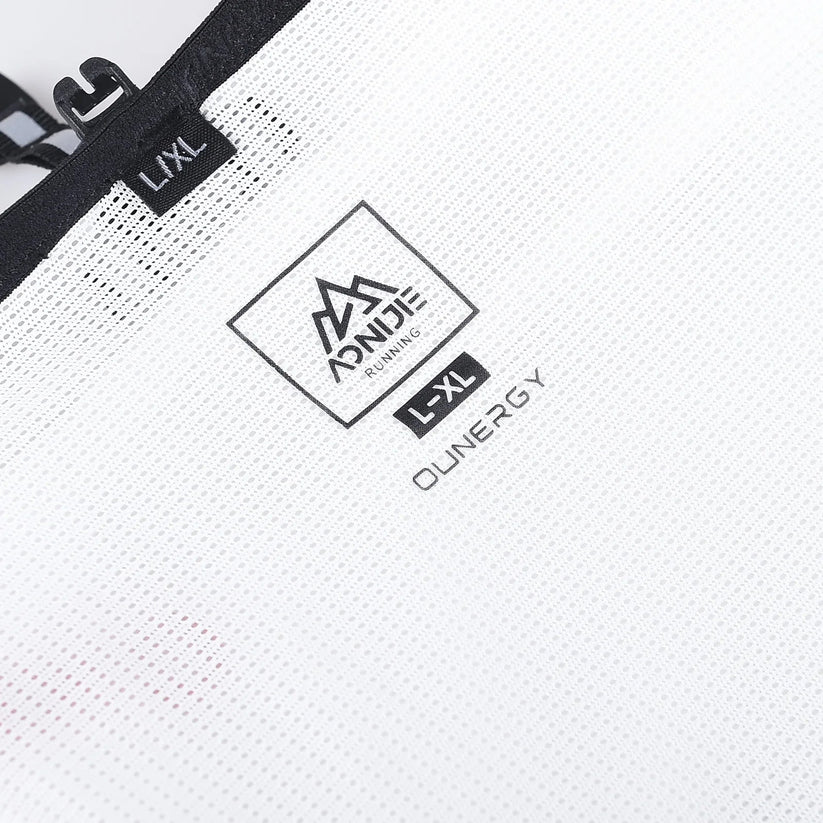 Aonijie Lightweight Hydration Backpack - Durban Runner S / Black White
