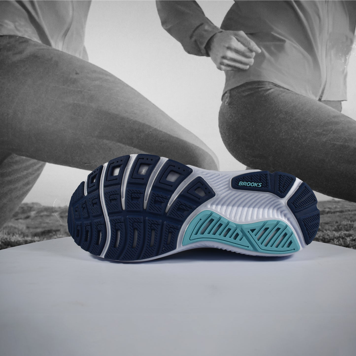 Brooks Ghost 17 Mens - Durban Runner 7 / White/Beacon Blue/Ipanema