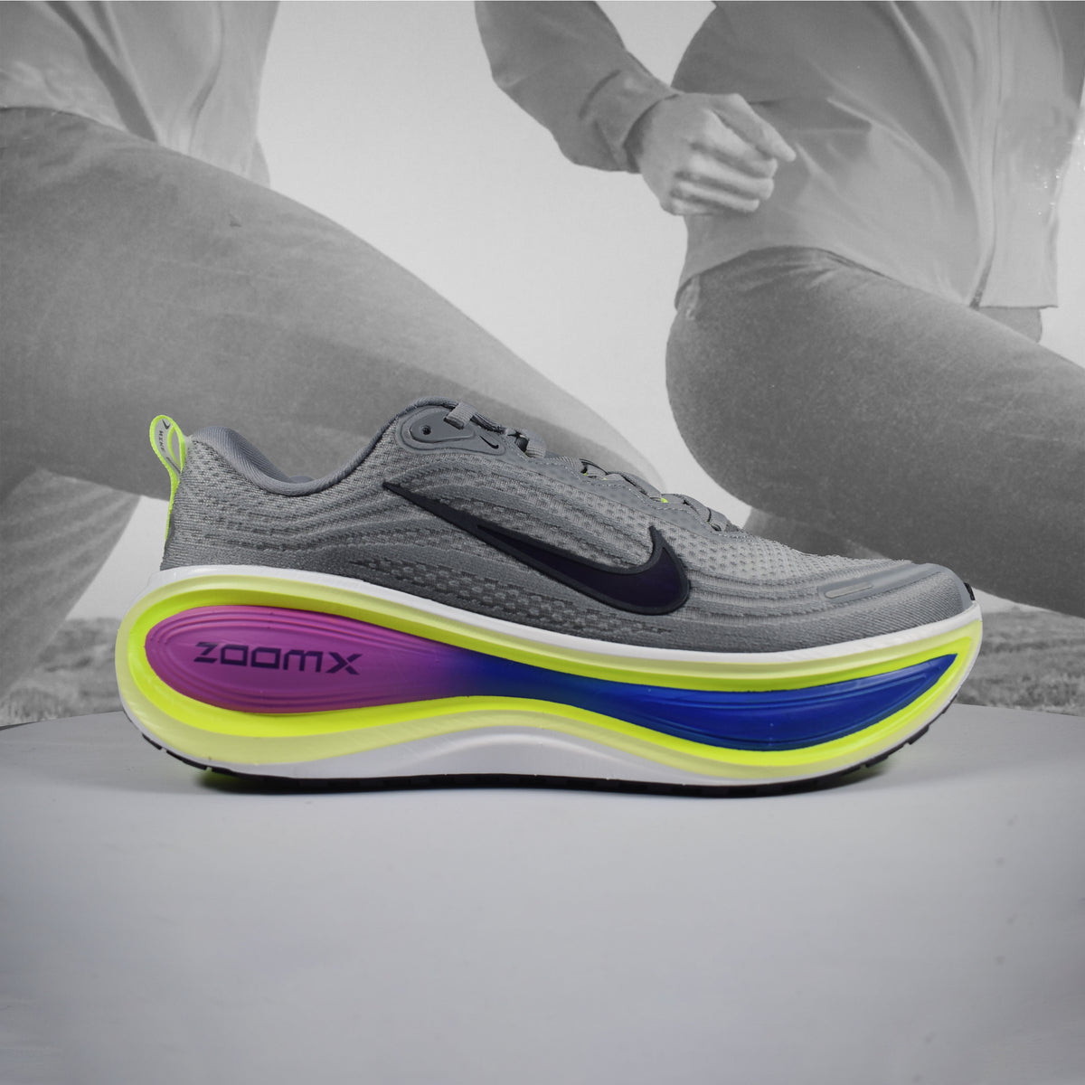 Nike Vomero Plus RSG Mens Road Running Shoes – Stealth/Purple