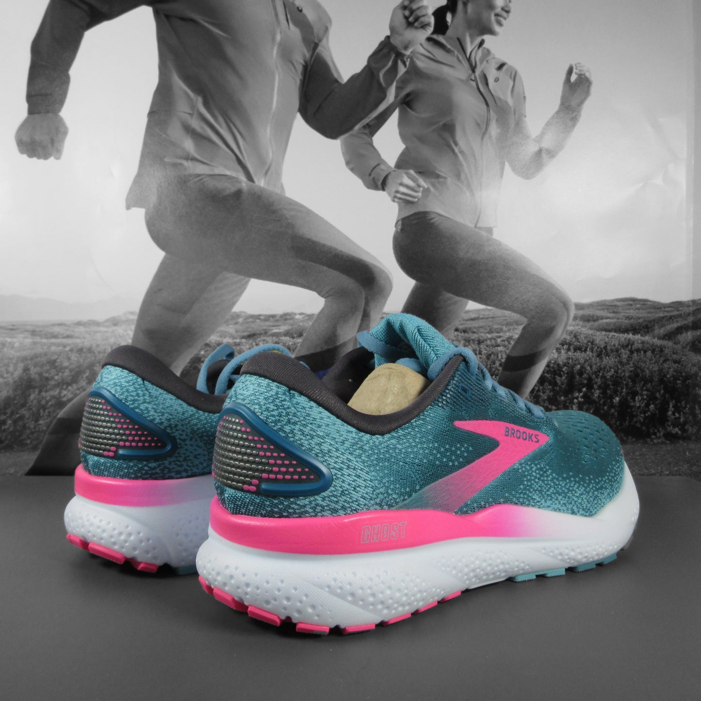 Brooks Ghost 16 Womens - Durban Runner 4.5 / Blue/Pink/Moroccan Blue