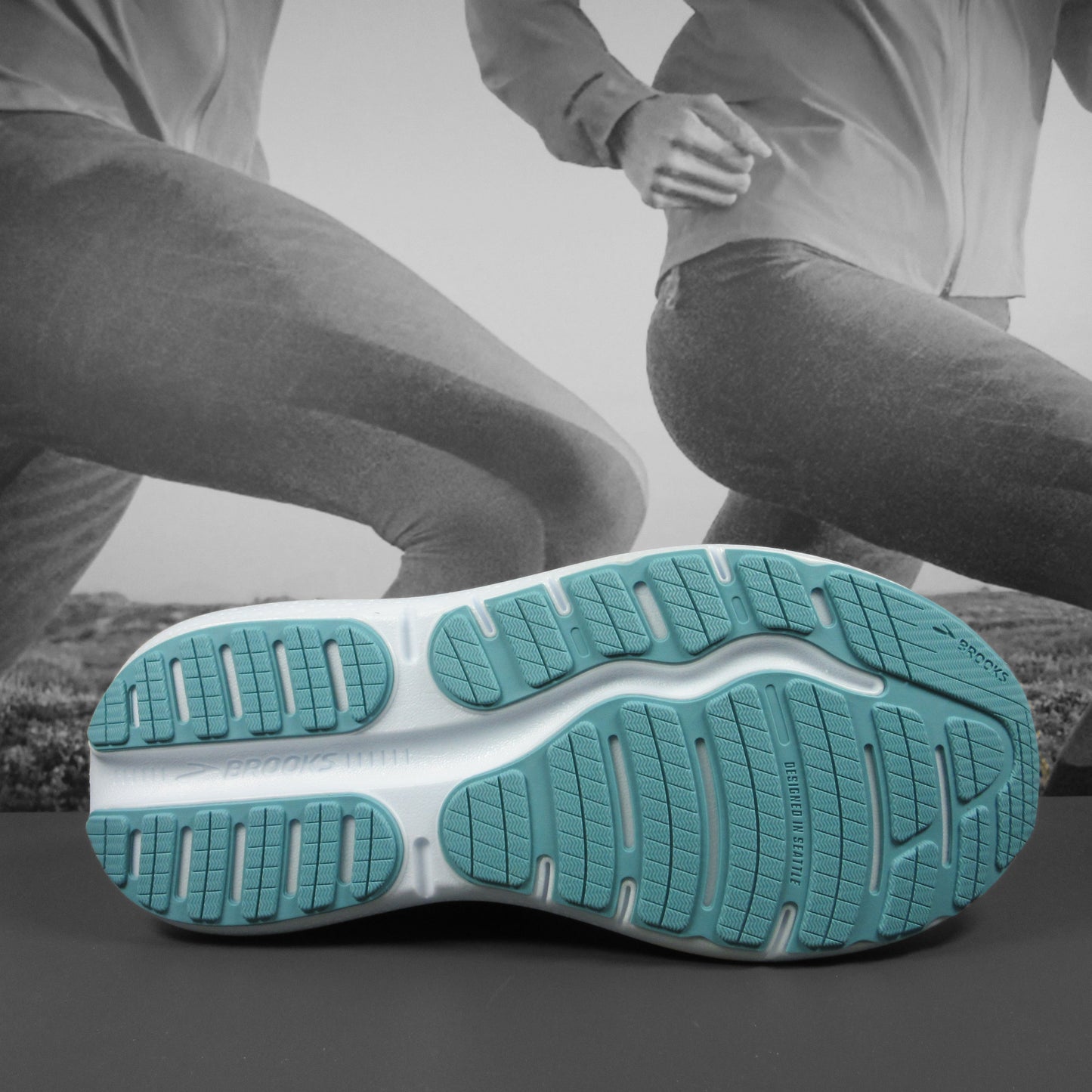Brooks Ghost Max 2 Mens - Durban Runner 8 / Moroccan Blue/Aqua/Orange Pop