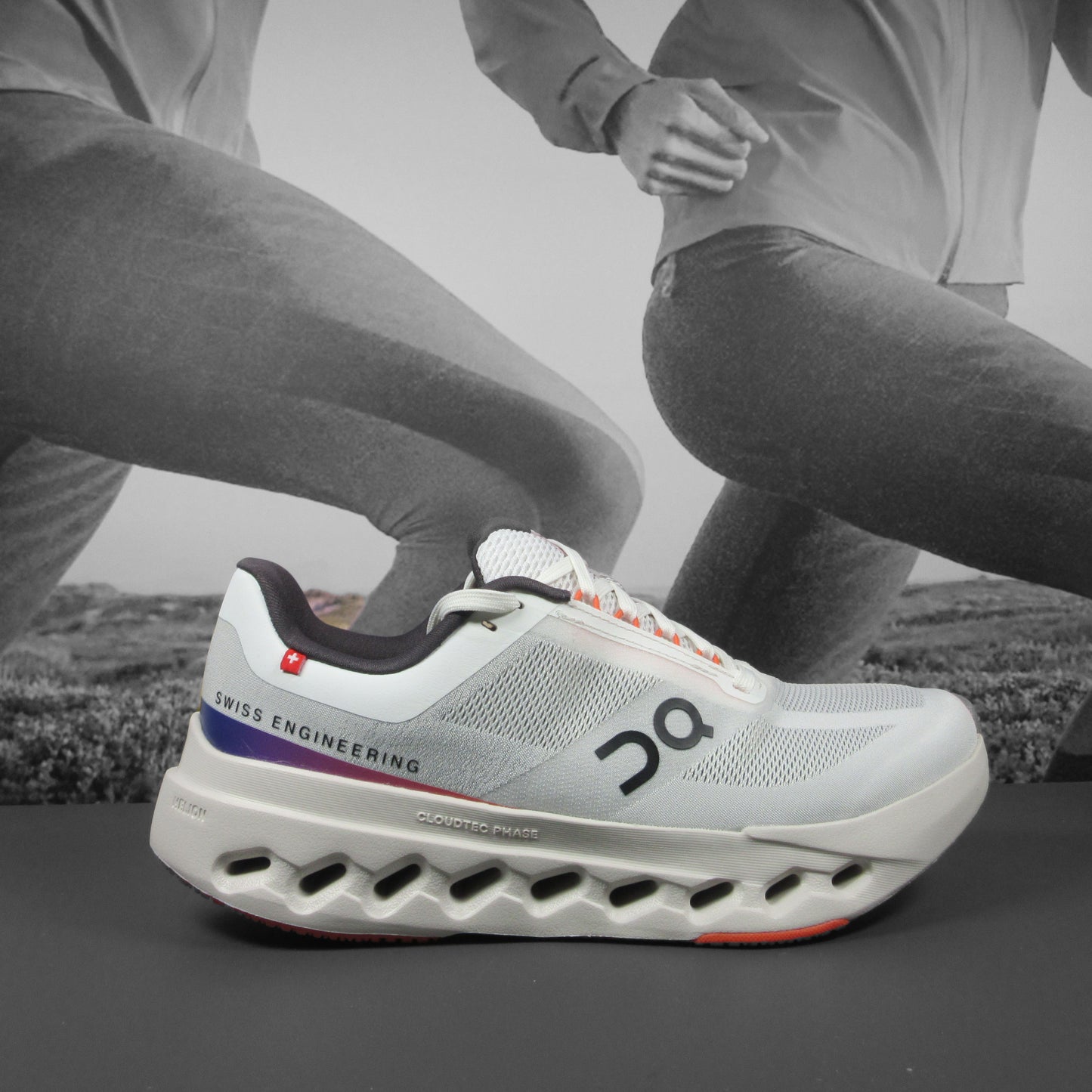 On Cloudsurfer Next Womens - Durban Runner 4 / white/flme