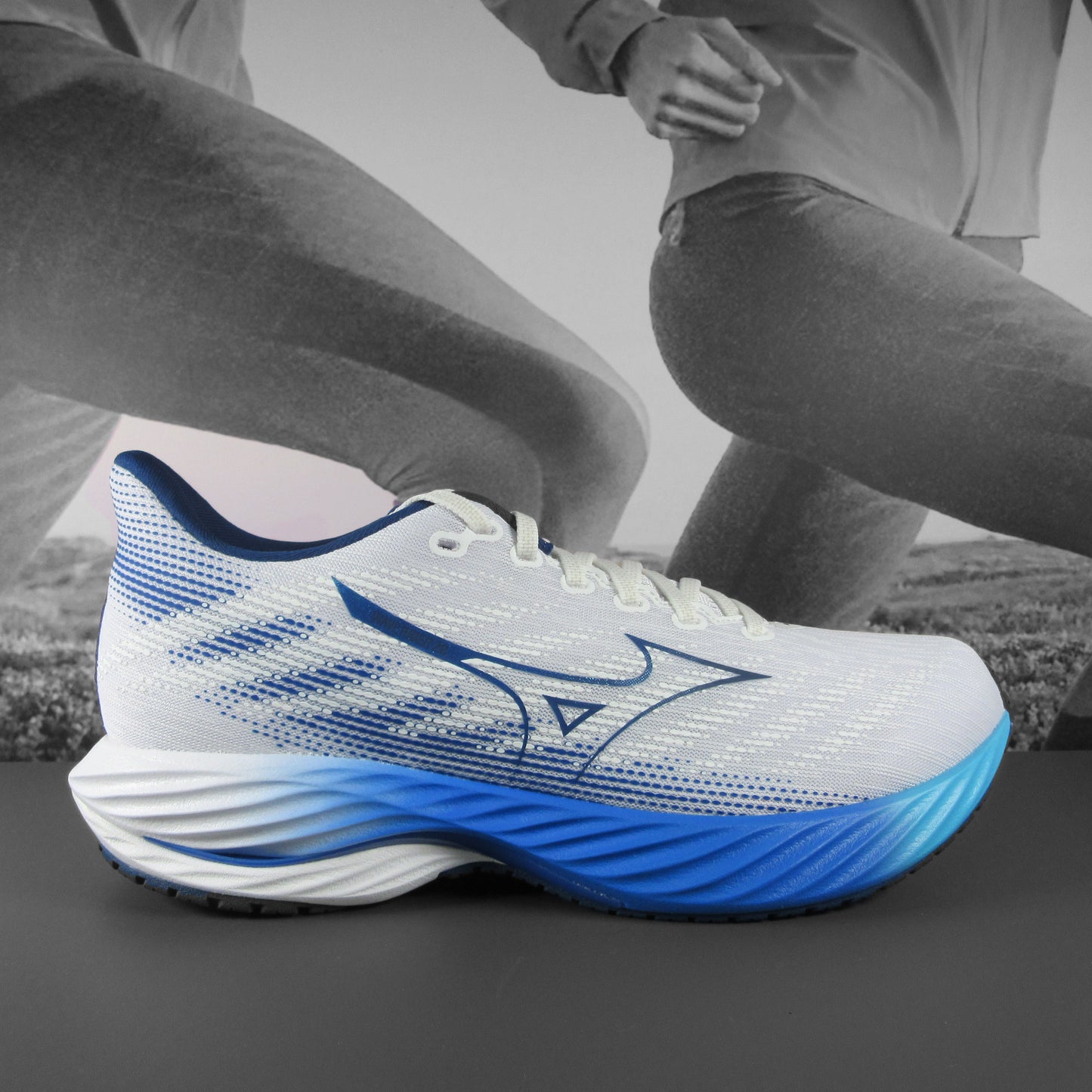 Mizuno Wave Rider 28 Mens - Durban Runner 7.5 / sky blue/navy