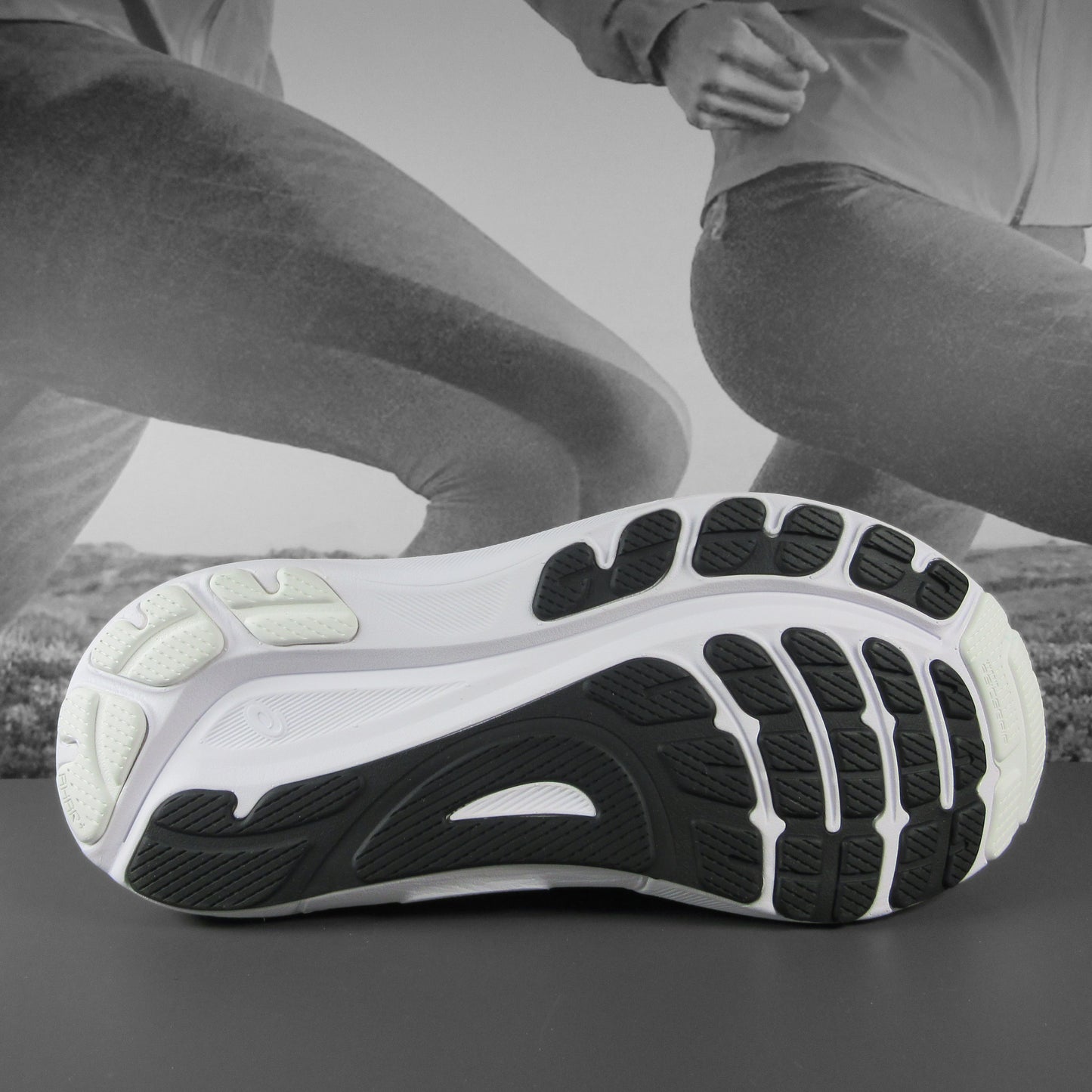 Asics Gel-Kayano 31 Mens - Durban Runner 7.5 / White/Concrete