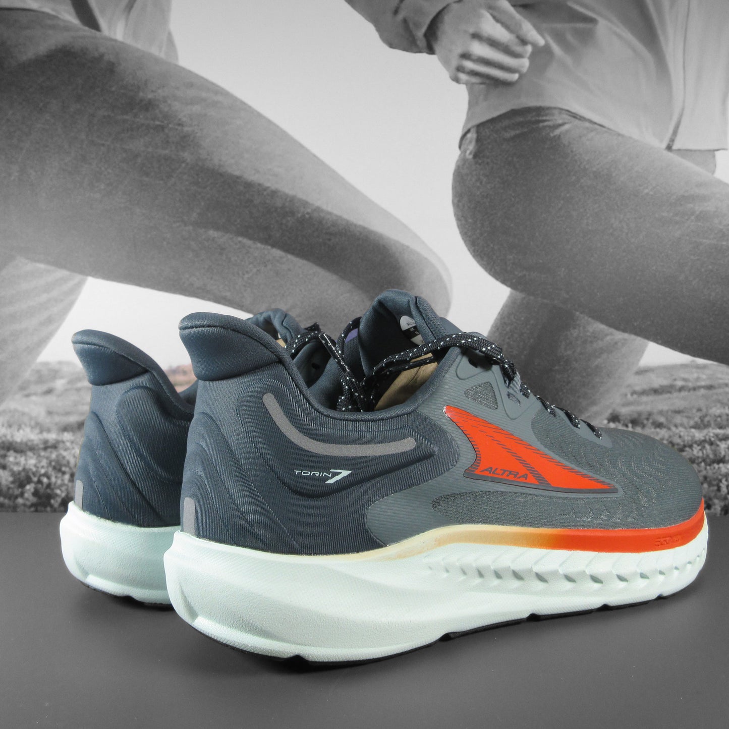 Altra Torin 7 Mens - Durban Runner 7.5 / Dark Grey