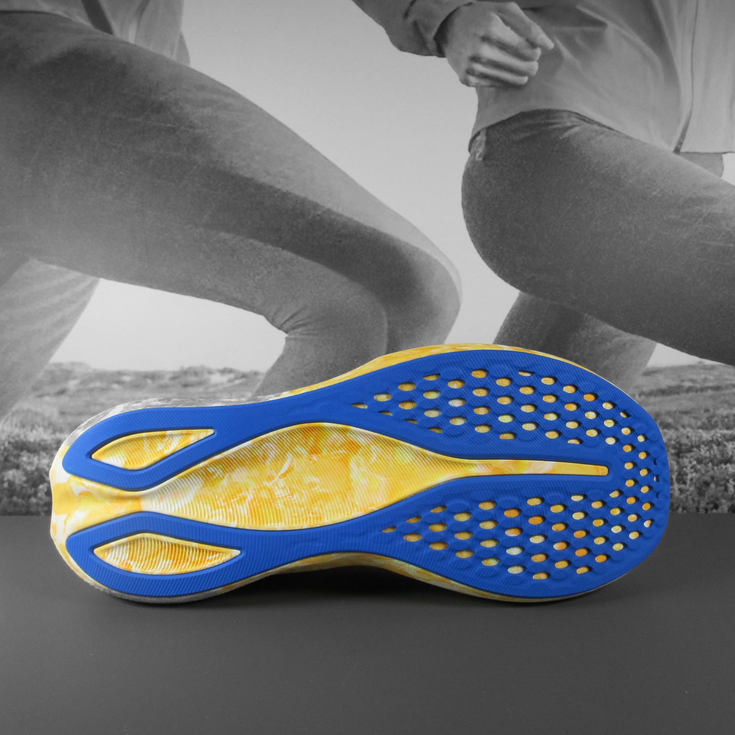 Asics Noosa Tri 16 Mens - Durban Runner 7.5 / Huddle Yellow/Illusion Blue