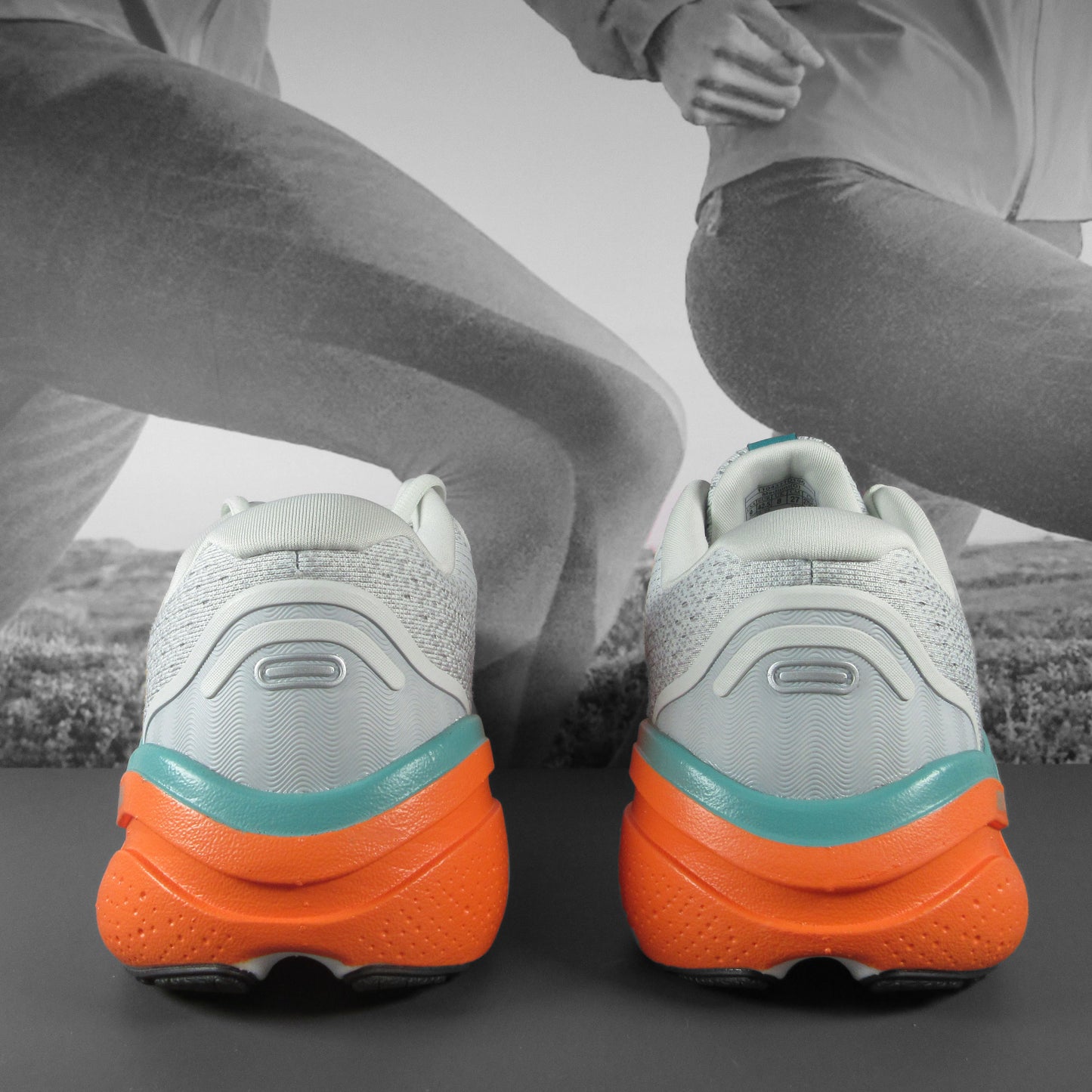 Brooks Ghost MAX 2 Mens - Durban Runner 7.5 / Oyster Mushroom/Orange