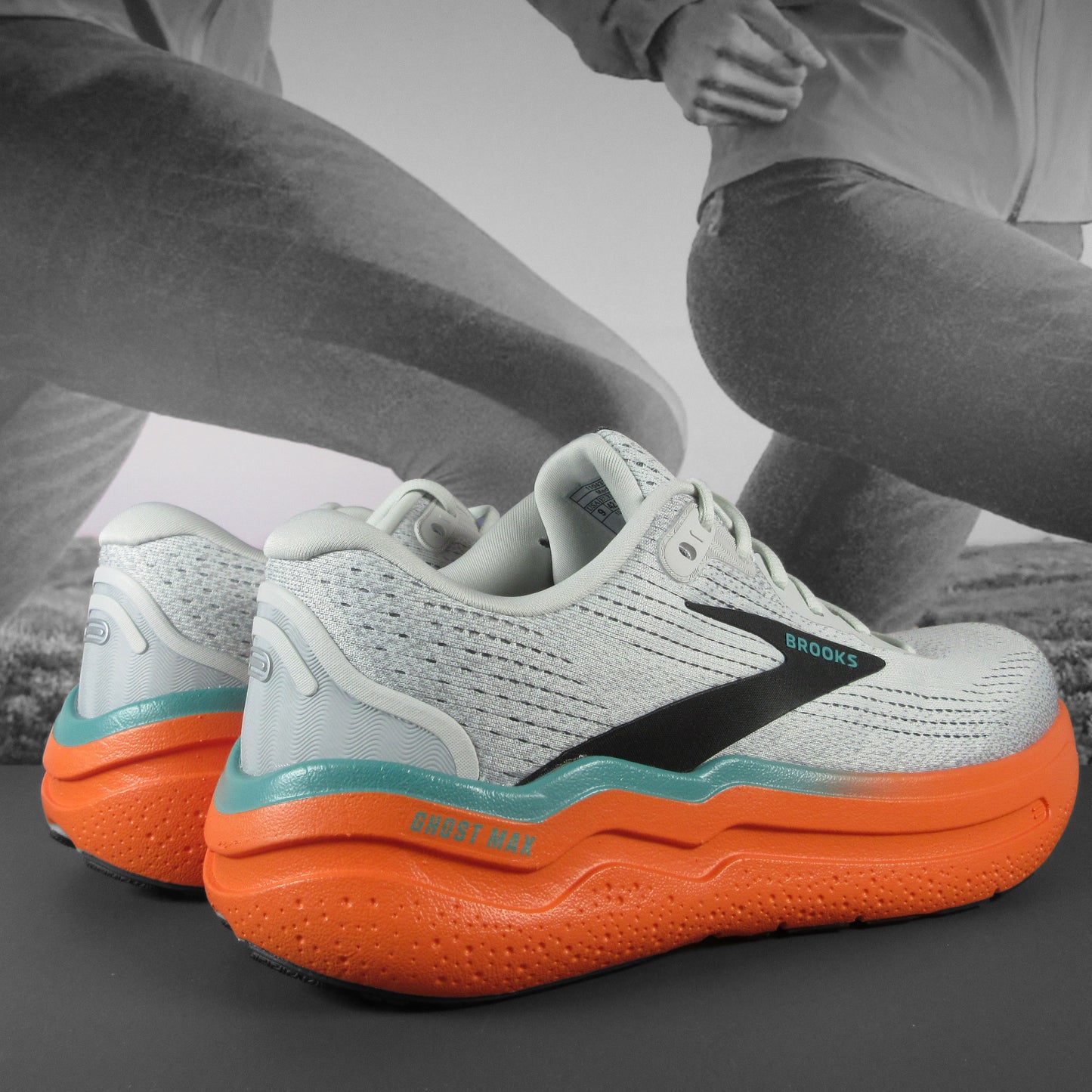 Brooks Ghost MAX 2 Mens - Durban Runner 7.5 / Oyster Mushroom/Orange
