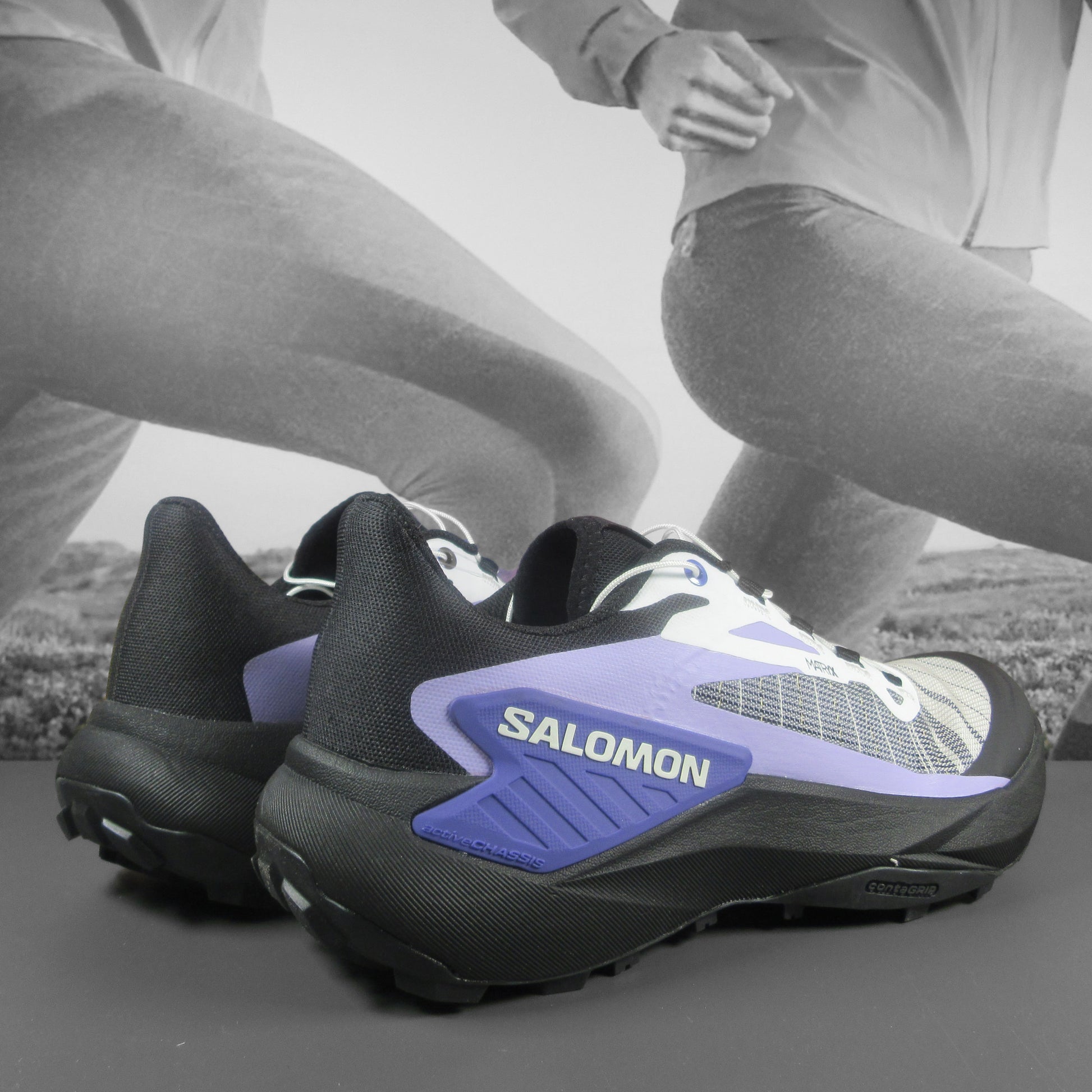 Salomon Genesis Trail Running Shoe Womens - Durban Runner 4 / Black White