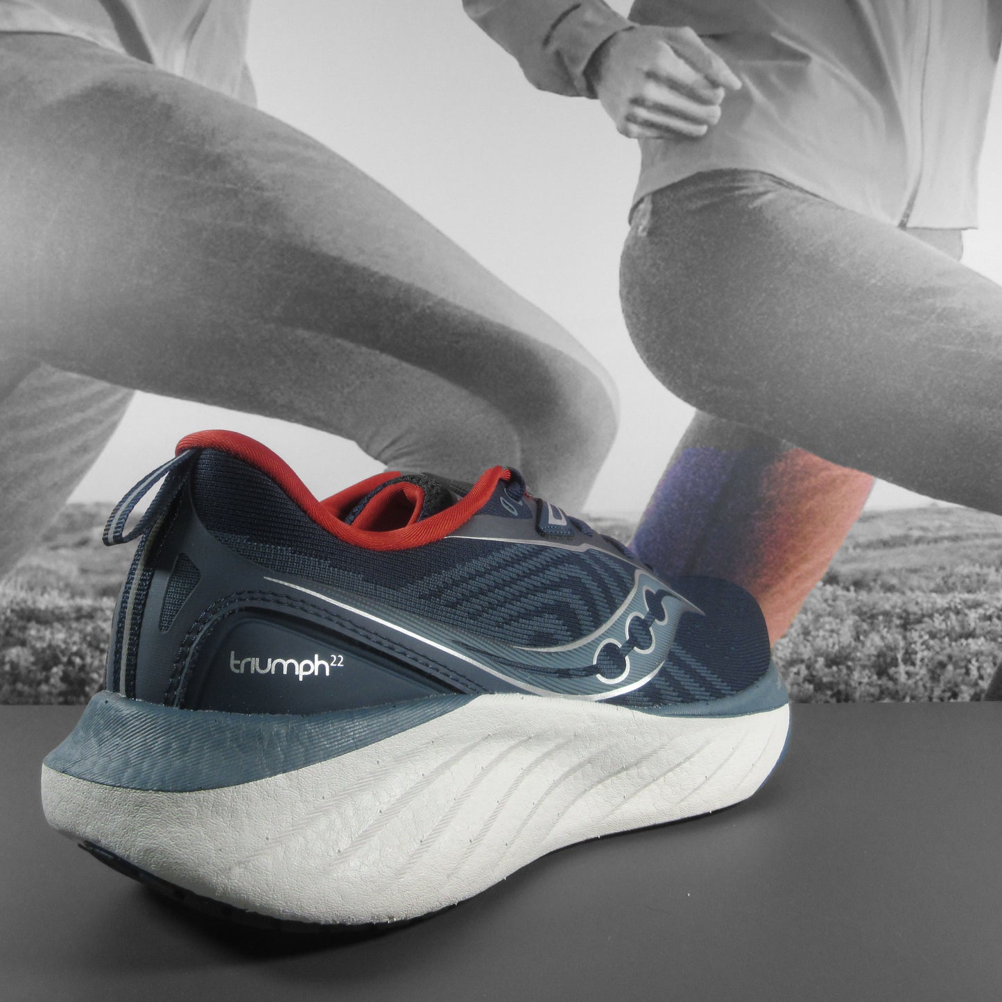 Saucony Triumph 22 Mens - Durban Runner 7.5 / NAVY/DUSK