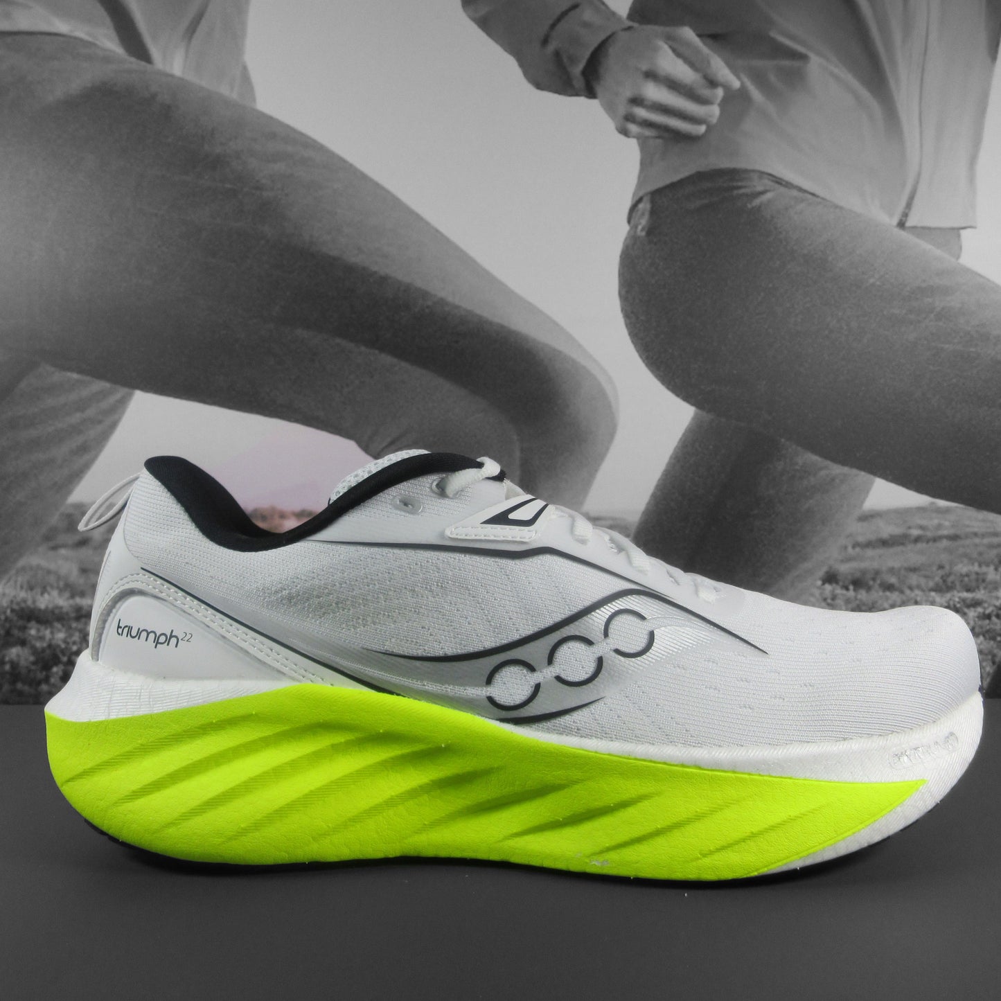 Saucony Triumph 22 Mens - Durban Runner 7.5 / WHT/CITR