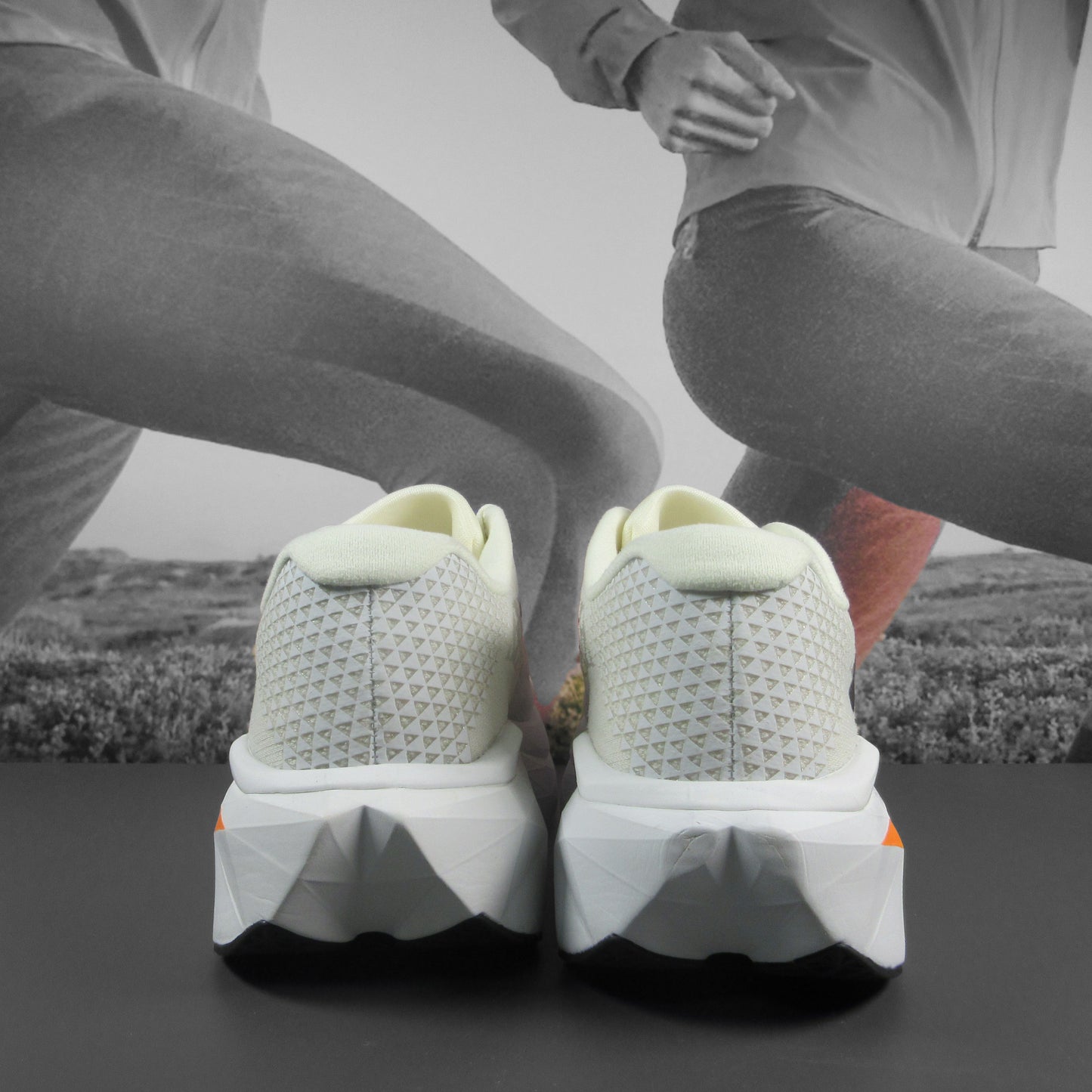 New Balance Supercomp Fuel Cell Trainer Womens - Durban Runner 5 / White/Black/Orange