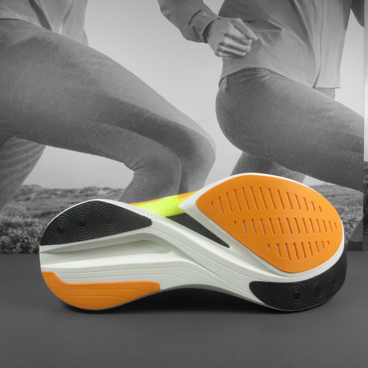Saucony Endorphin Elite 2 Unisex - Durban Runner 8 / WHT/PEEL