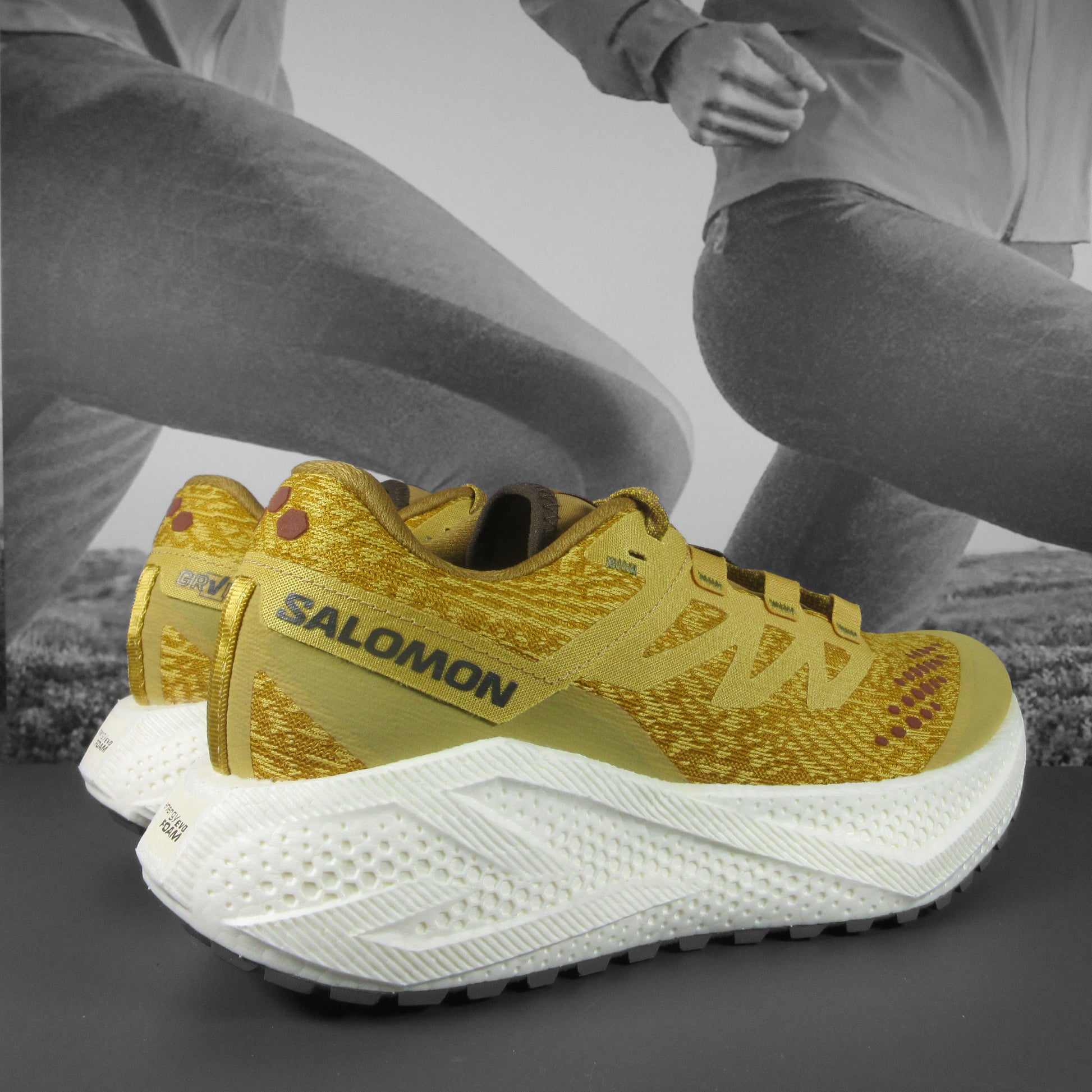 Salomon Aero Glide 3 GRVL Mens - Durban Runner 8 / Spicy Mustard/Vanila Ice/Deep Lichen Green