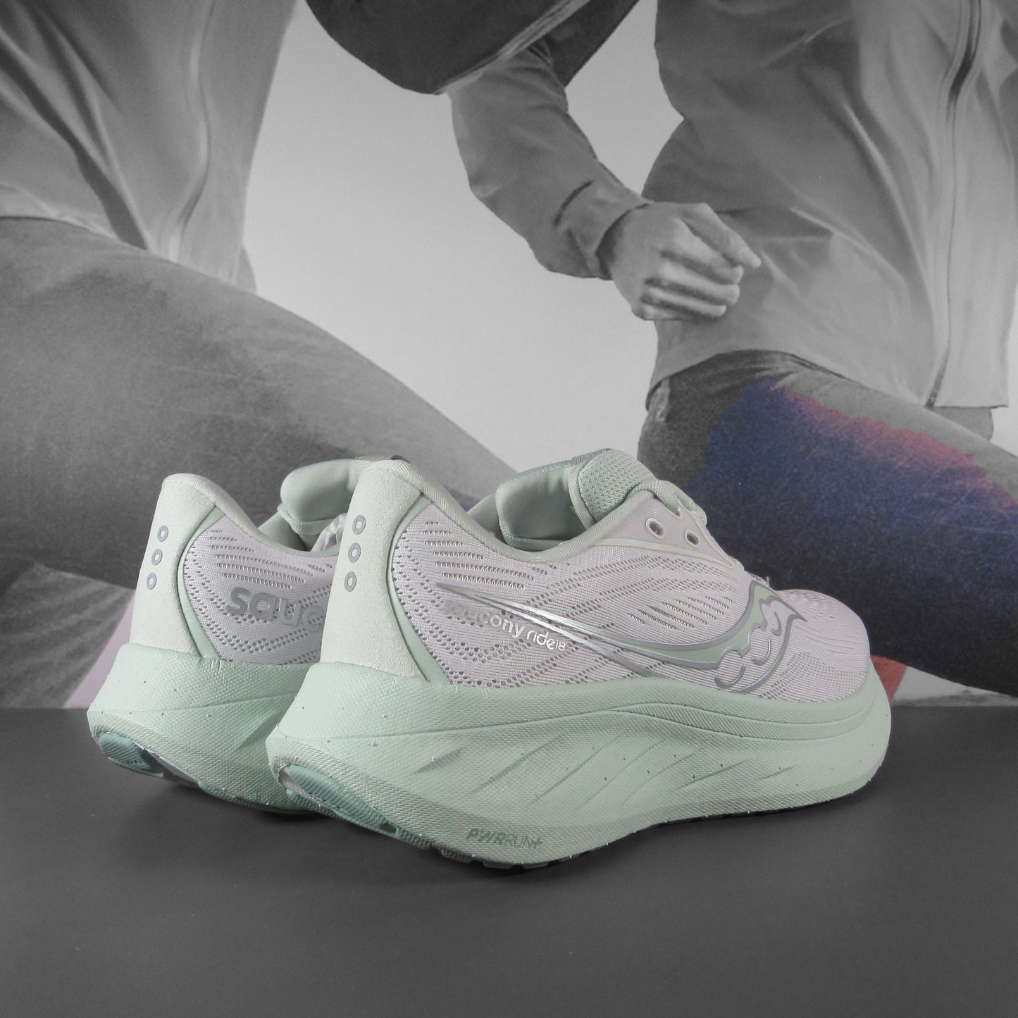 Saucony Triumph 23 Womens Running Shoe - Durban Runner 4 / iceberg/aloe