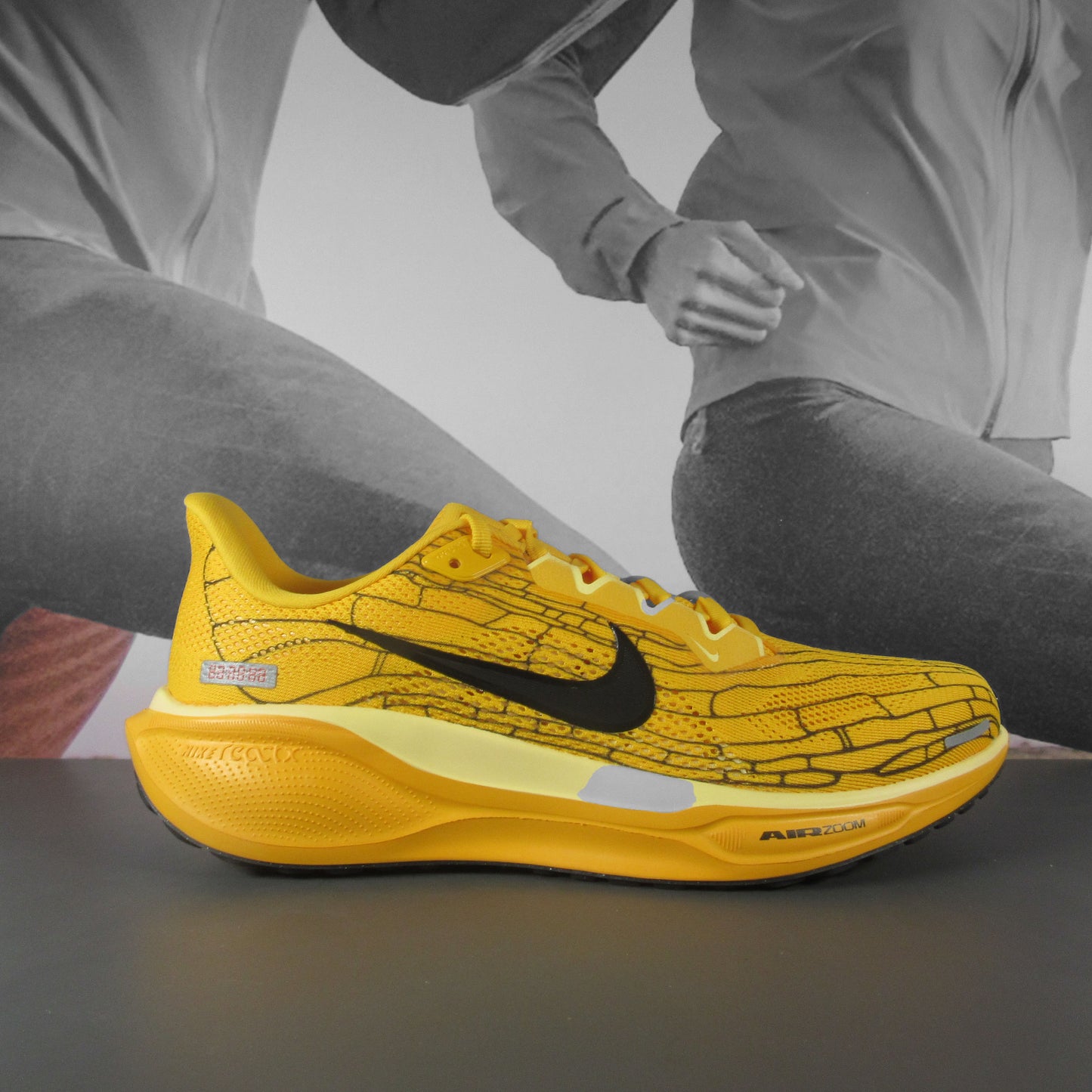Nike Pegasus 41 Mens Road Running Shoes - Durban Runner 6.5 / UNIVERSITY GOLD/BLACK-SOFT YELLOW