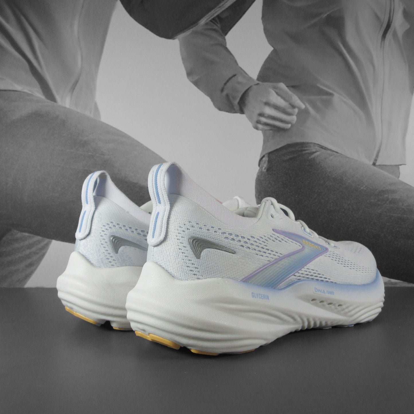 Brooks Glycerin 22 Womens Running Shoe - Durban Runner 4.5 / WHITE/BLUE HERON