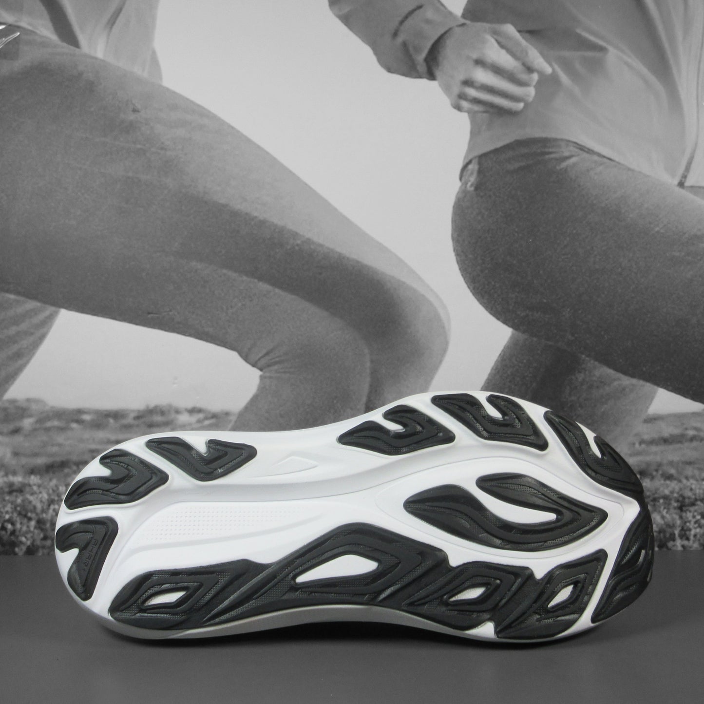 Asics GT 2000 V14 Mens - Durban Runner 7.5 / Black/White