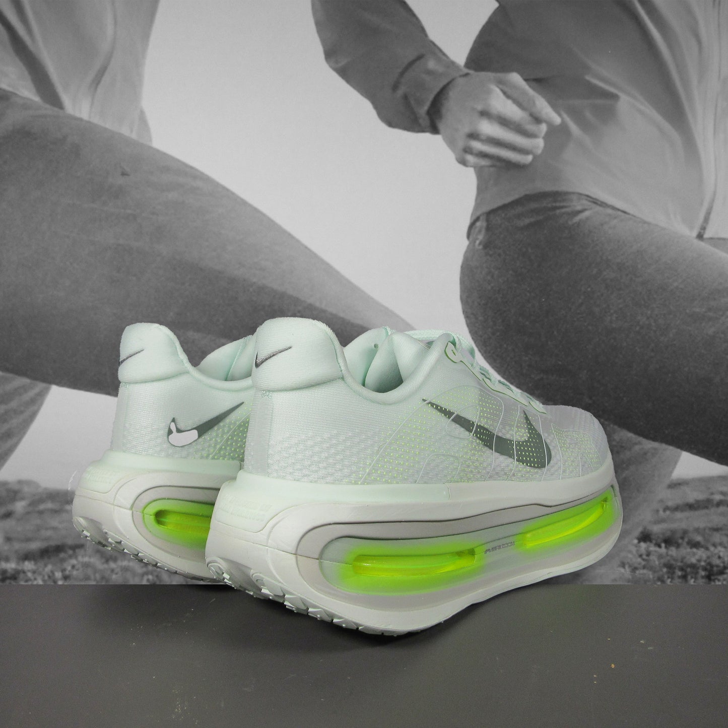Nike Vomero Premium Mens Road Running Shoes - Durban Runner 8 / BARELY GREEN/CLAY GREEN