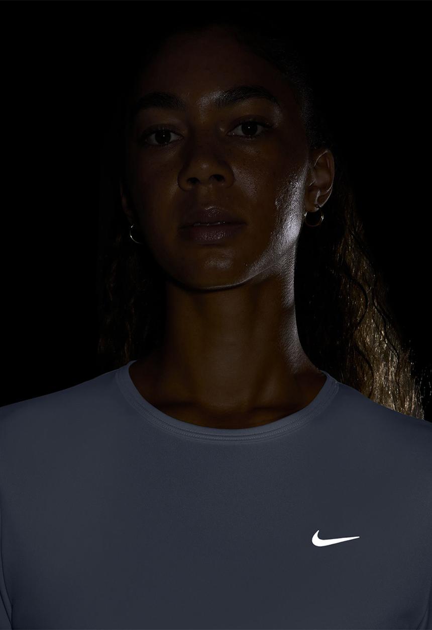 Nike Tempo Women's Dri-FIT Short-Sleeve Running Top – Palest Purple