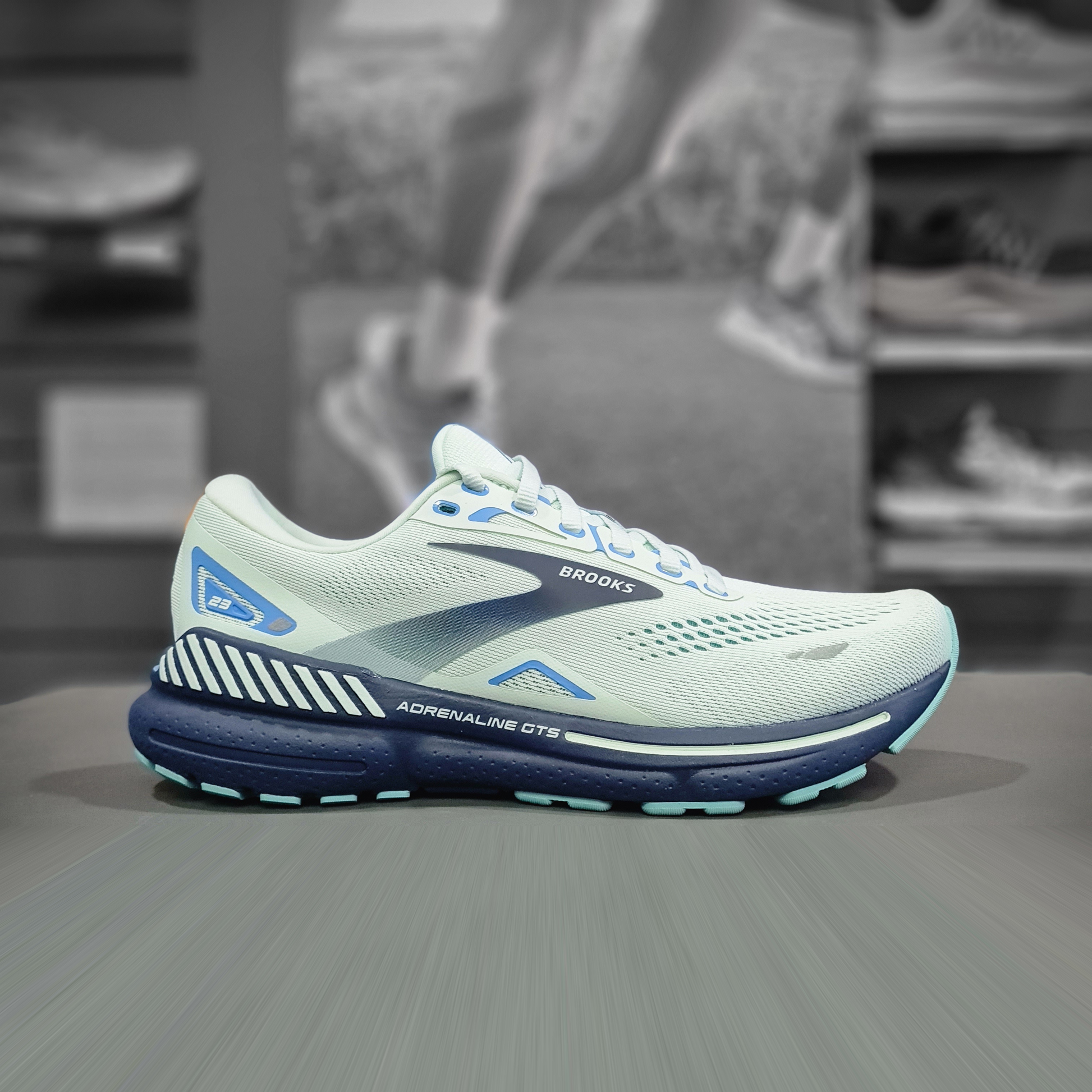 Brooks Adrenalin GTS 23 Womens - Durban Runner