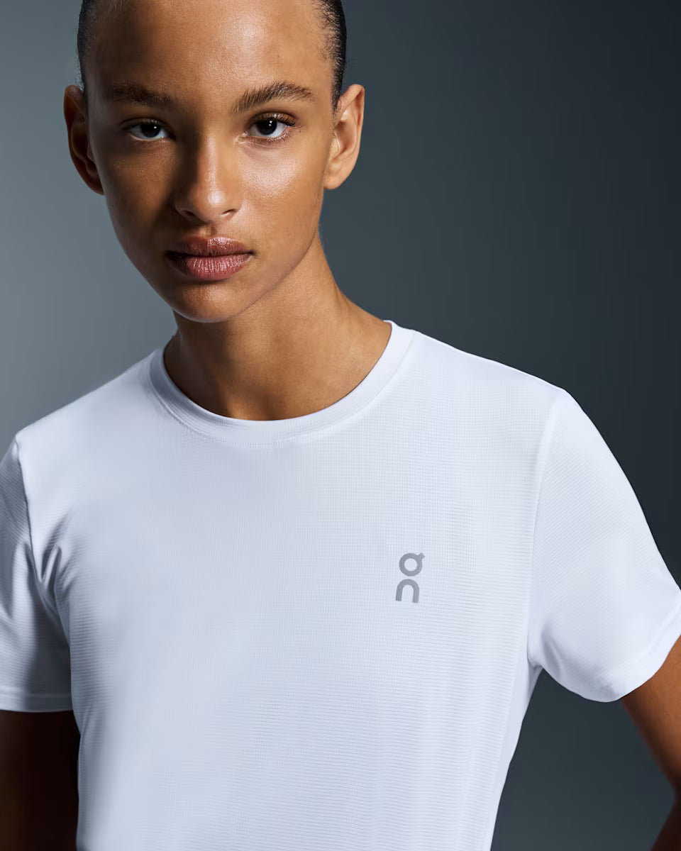 On Cloud Core-T Shirt Womens - Durban Runner White / L