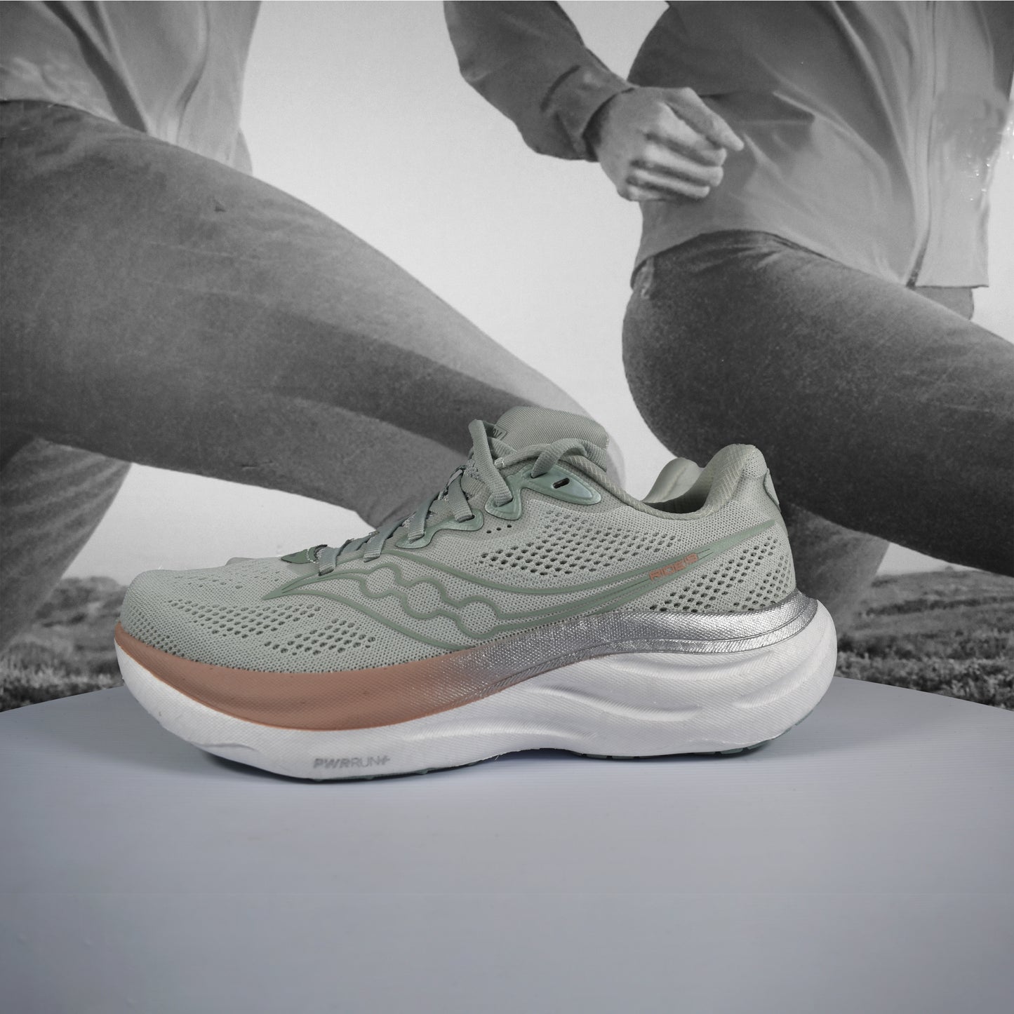 Saucony Ride 19 Womens Running Shoes - Durban Runner 4 / MIST/CAMEO