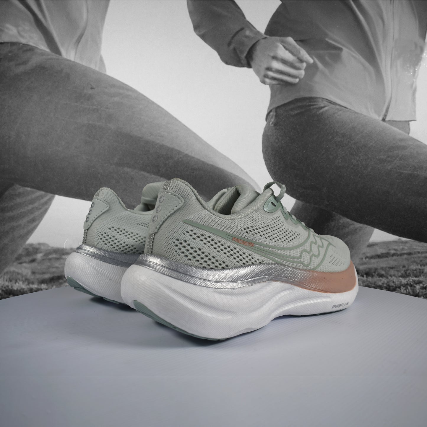Saucony Ride 19 Womens Running Shoes - Durban Runner 4 / MIST/CAMEO