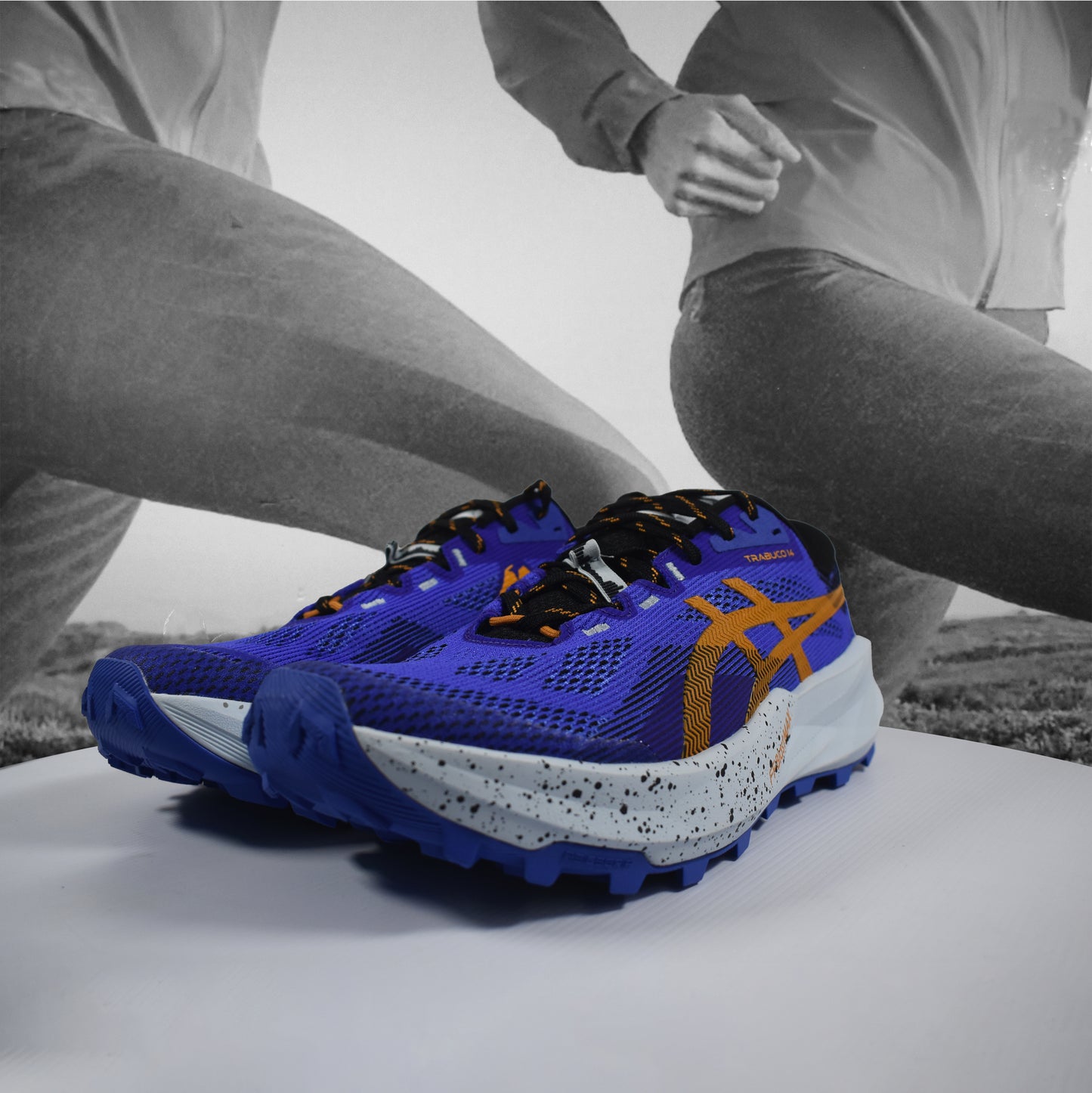 Asics Trabuco 14 Mens Trail Running - Durban Runner 7.5 / cobalburst/sandstorm