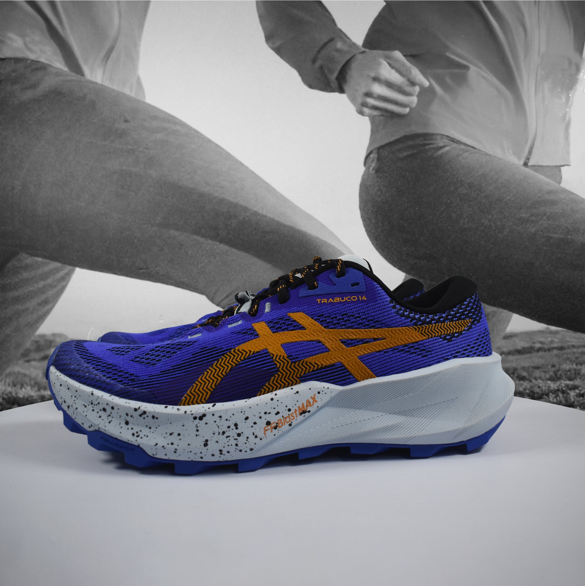 Asics Trabuco 14 Mens Trail Running - Durban Runner 7.5 / cobalburst/sandstorm