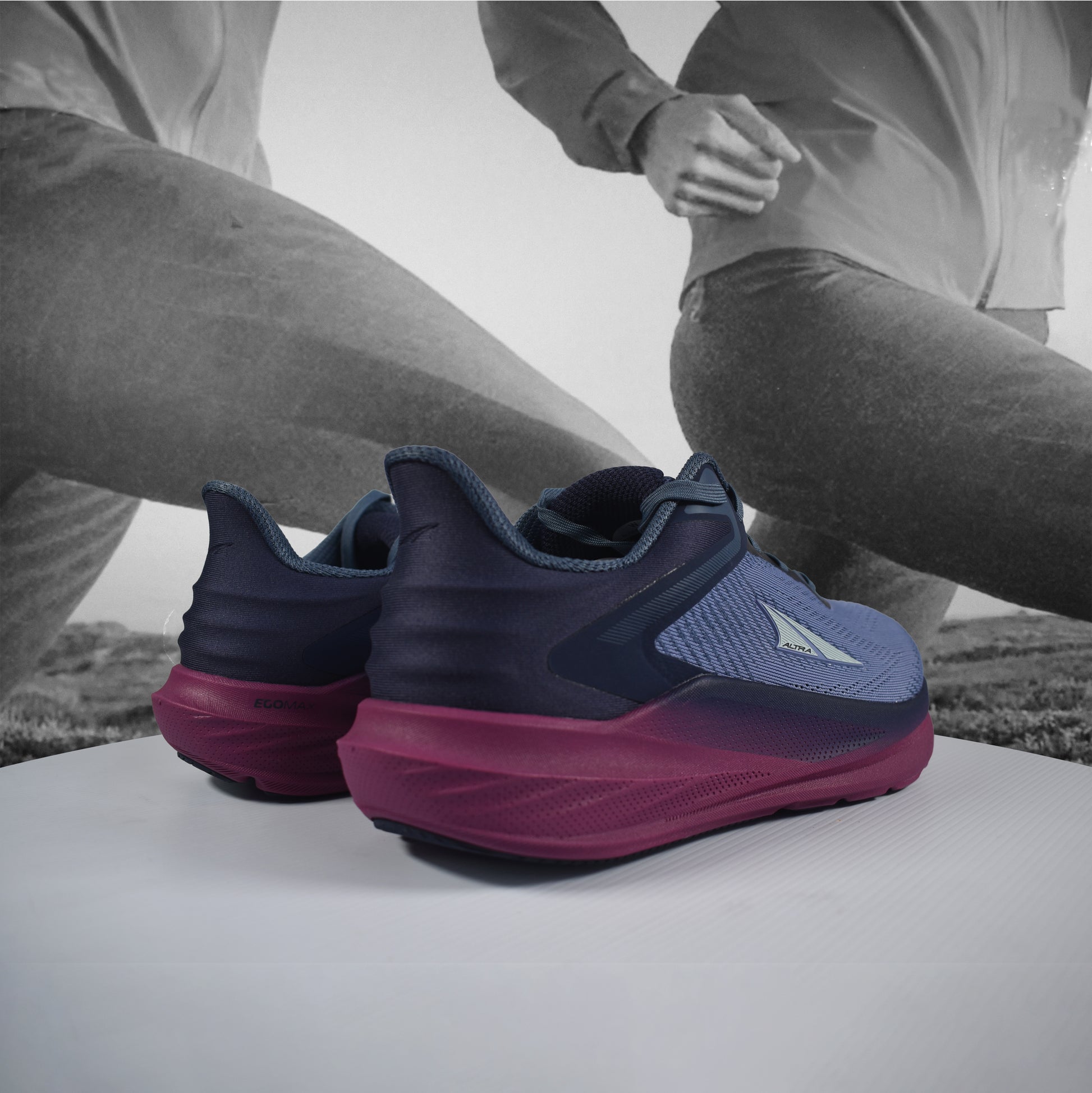 Altra Torin 8 Womens - Durban Runner 4 / Dark Blue