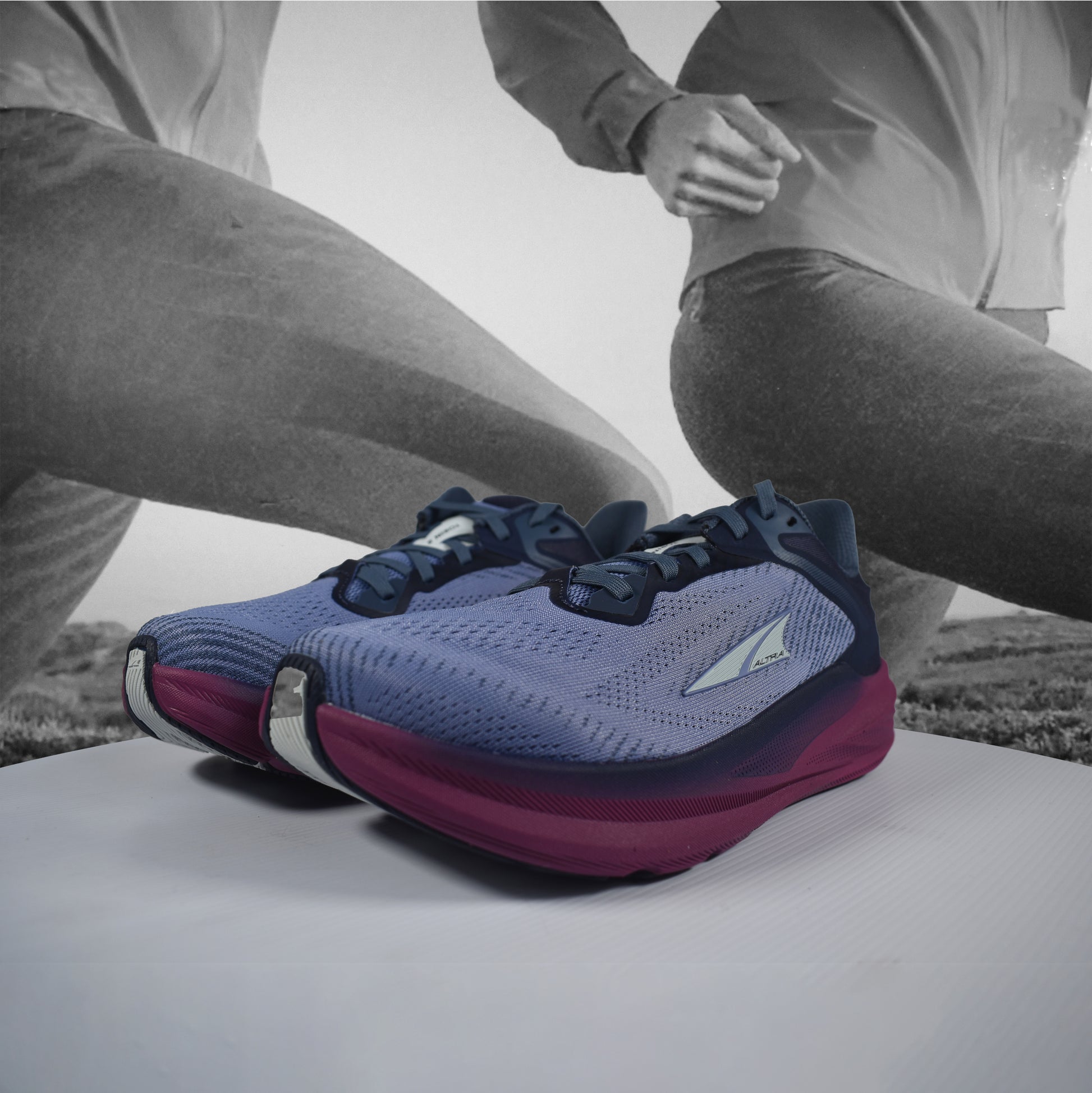 Altra Torin 8 Womens - Durban Runner 4 / Dark Blue