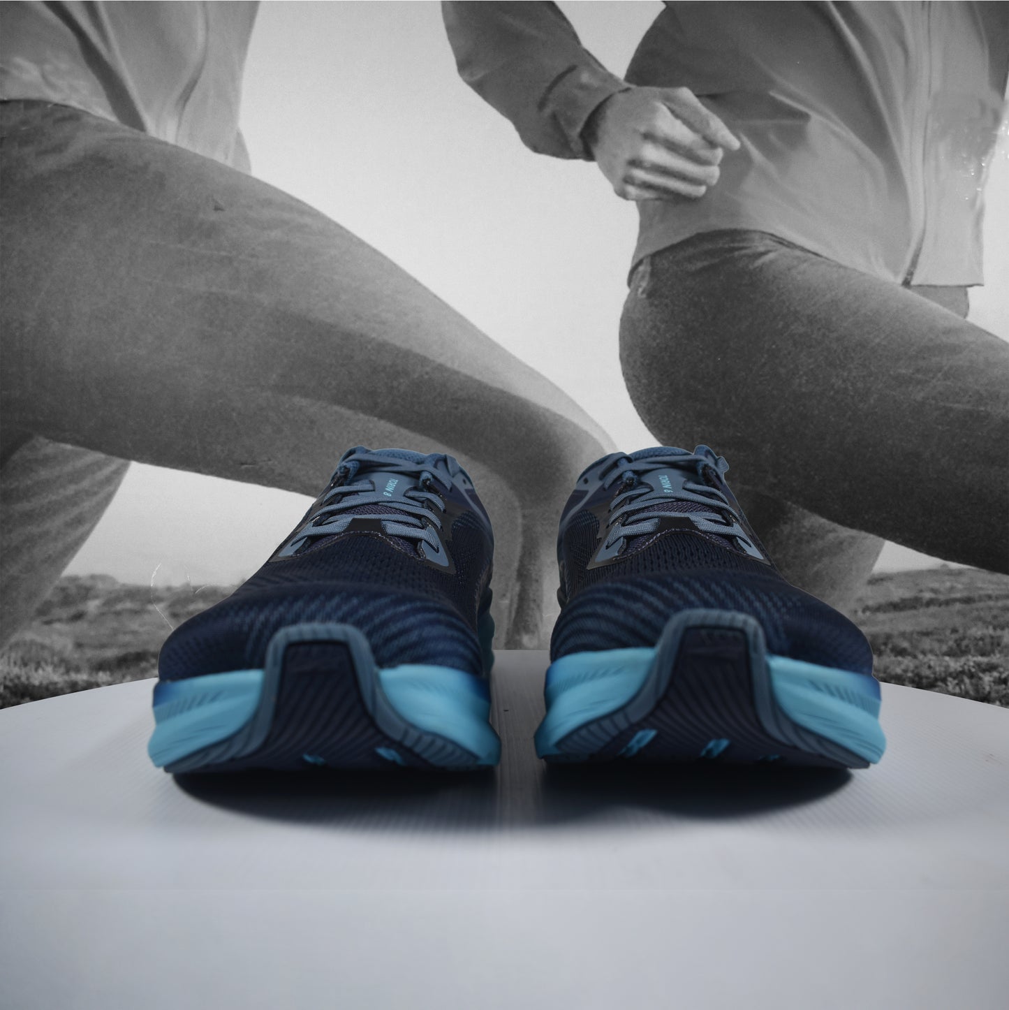 Altra Torin 8 Mens Running Shoes - Durban Runner 7 / Dark Blue