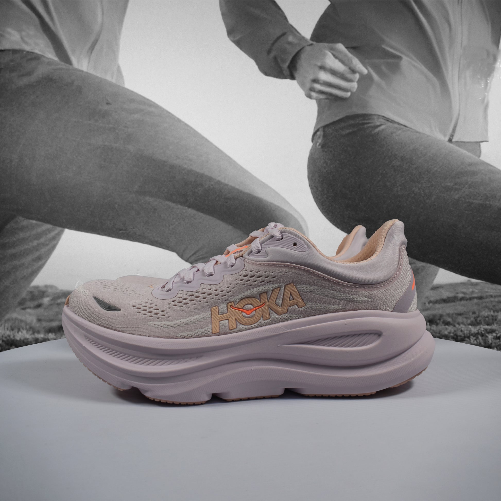 Hoka Bondi 9 Womens Running Shoes - Durban Runner 4 / LRMT