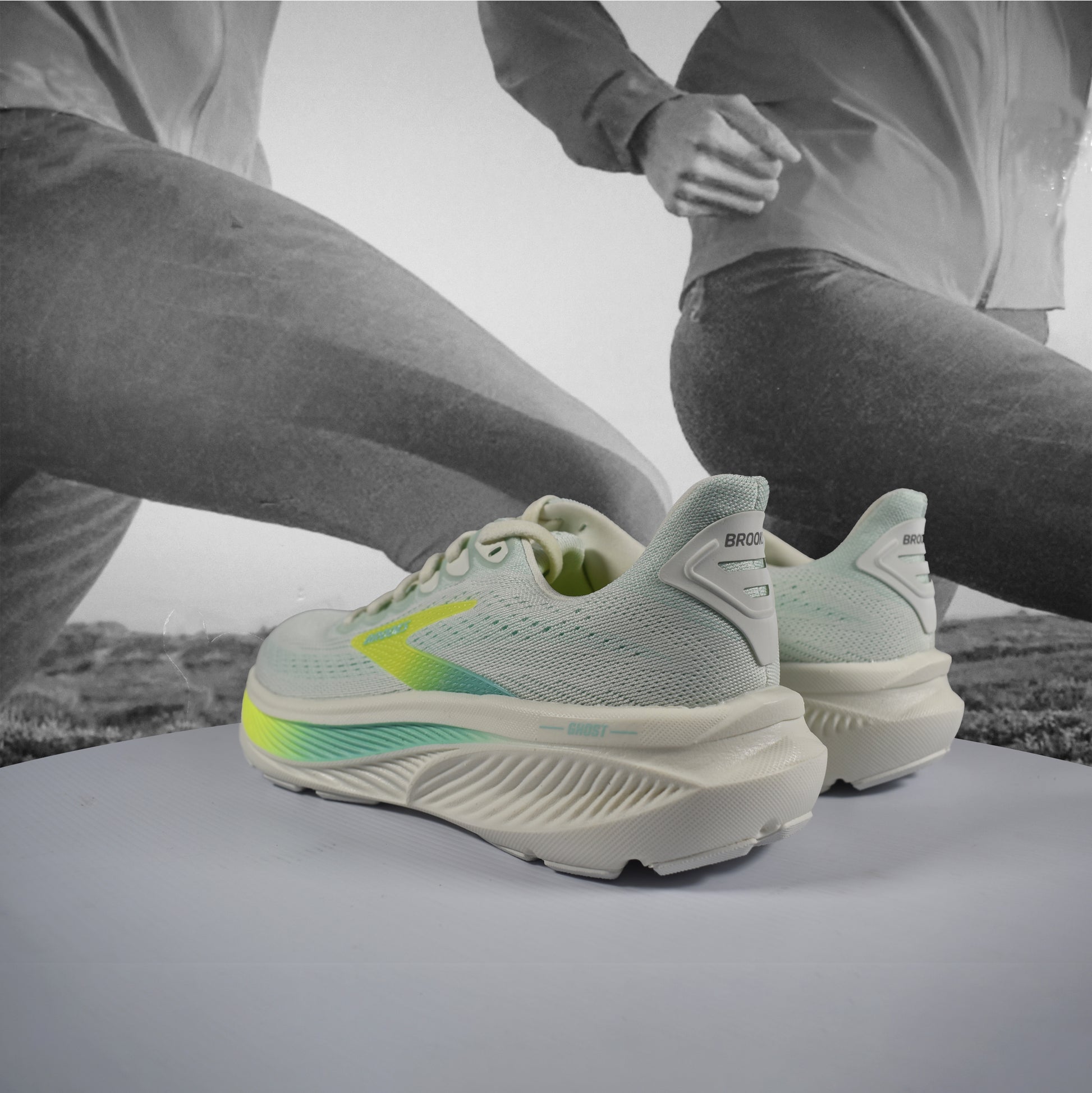 Brooks Ghost 17 Womens - Durban Runner 4.5 / Bluewash/Nightlife/Yucca