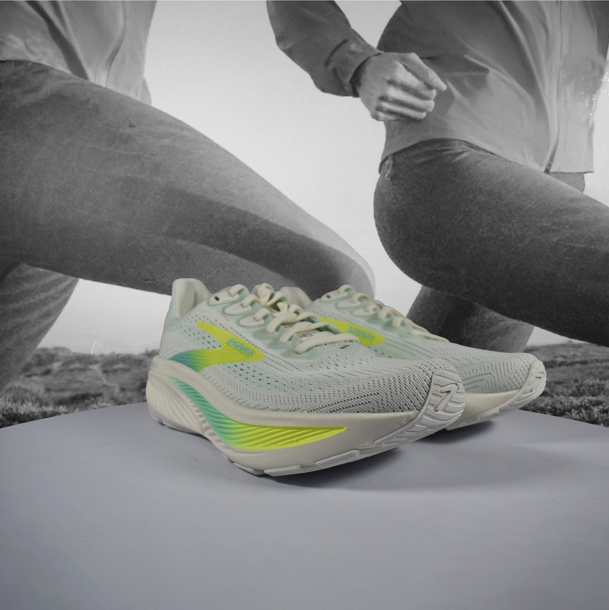 Brooks Ghost 17 Womens - Durban Runner 4.5 / Bluewash/Nightlife/Yucca