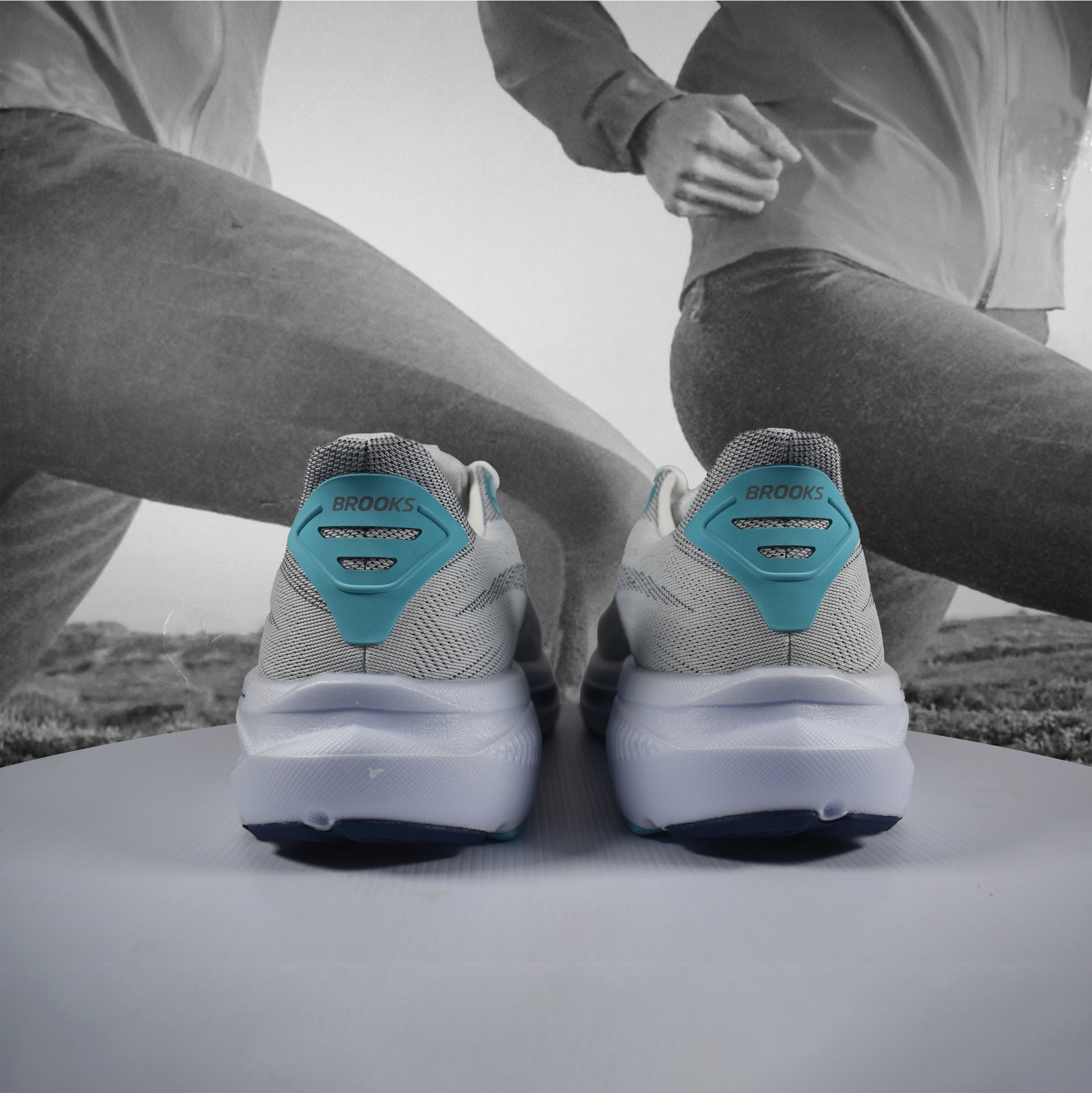 Brooks Ghost 17 Mens - Durban Runner 7 / White/Beacon Blue/Ipanema