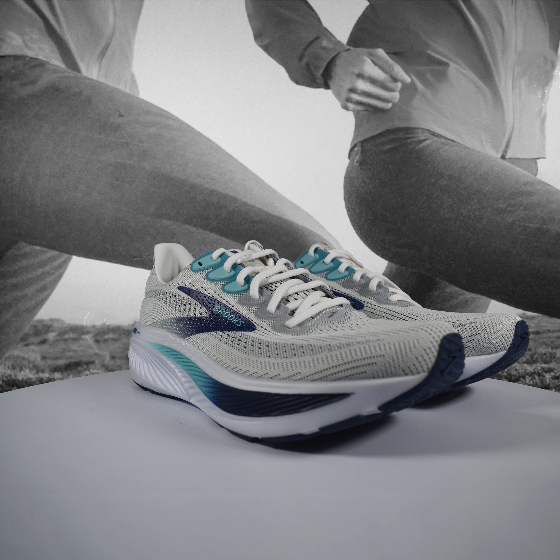 Brooks Ghost 17 Mens - Durban Runner 7 / White/Beacon Blue/Ipanema