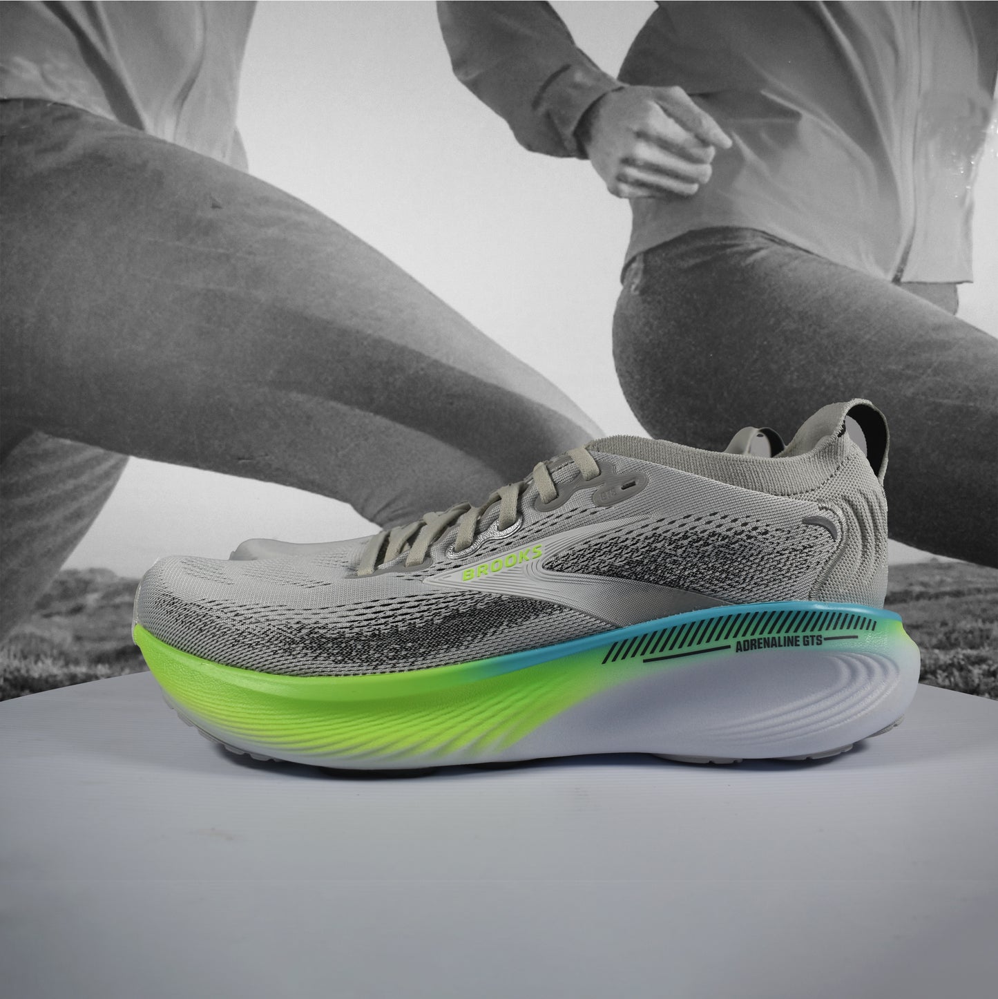 Brooks Adrenaline GTS 25 Mens Running Shoes - Durban Runner 7 / Oyster/Green Gecko/Blue