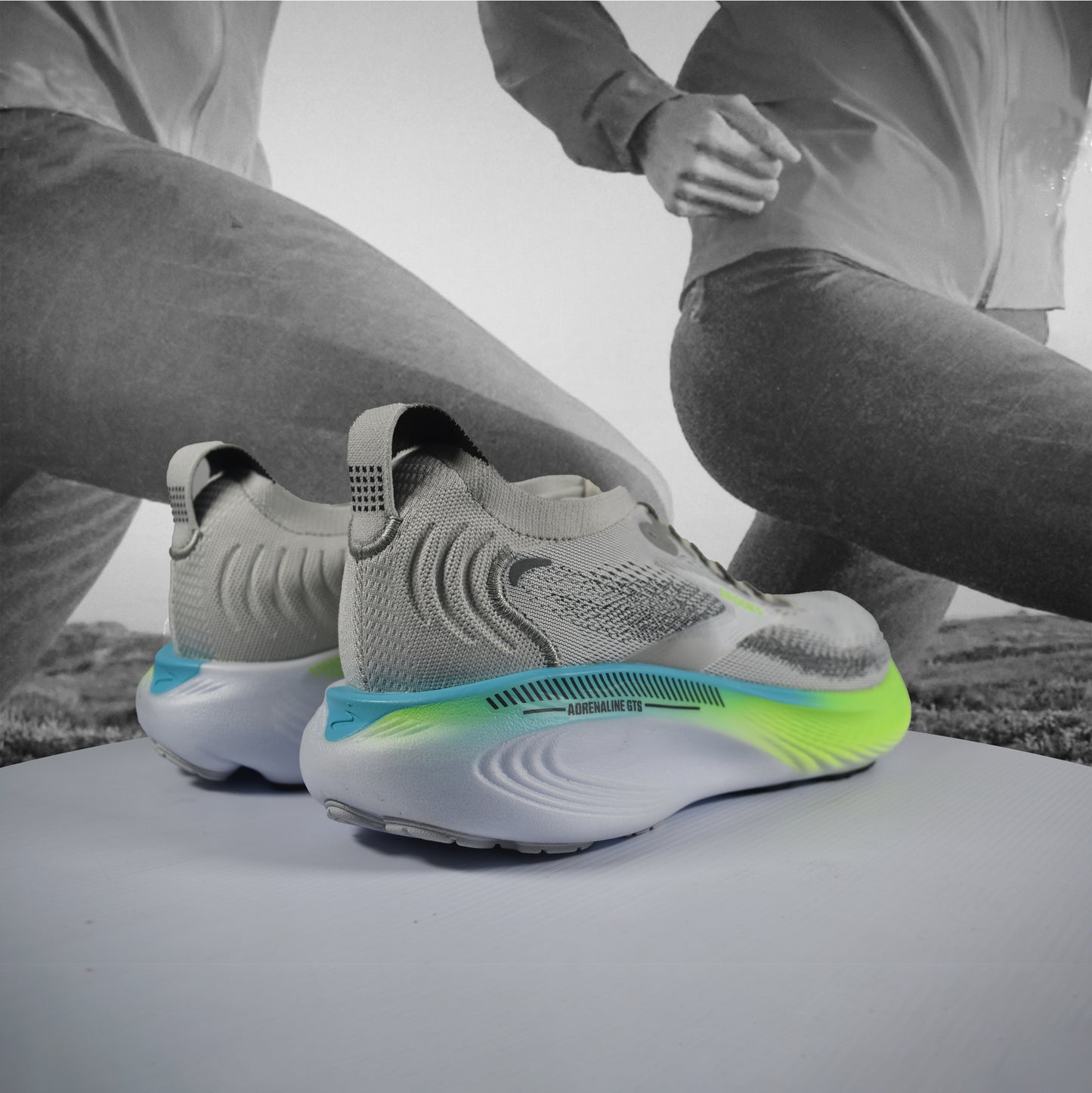 Brooks Adrenaline GTS 25 Mens Running Shoes - Durban Runner 7 / Oyster/Green Gecko/Blue