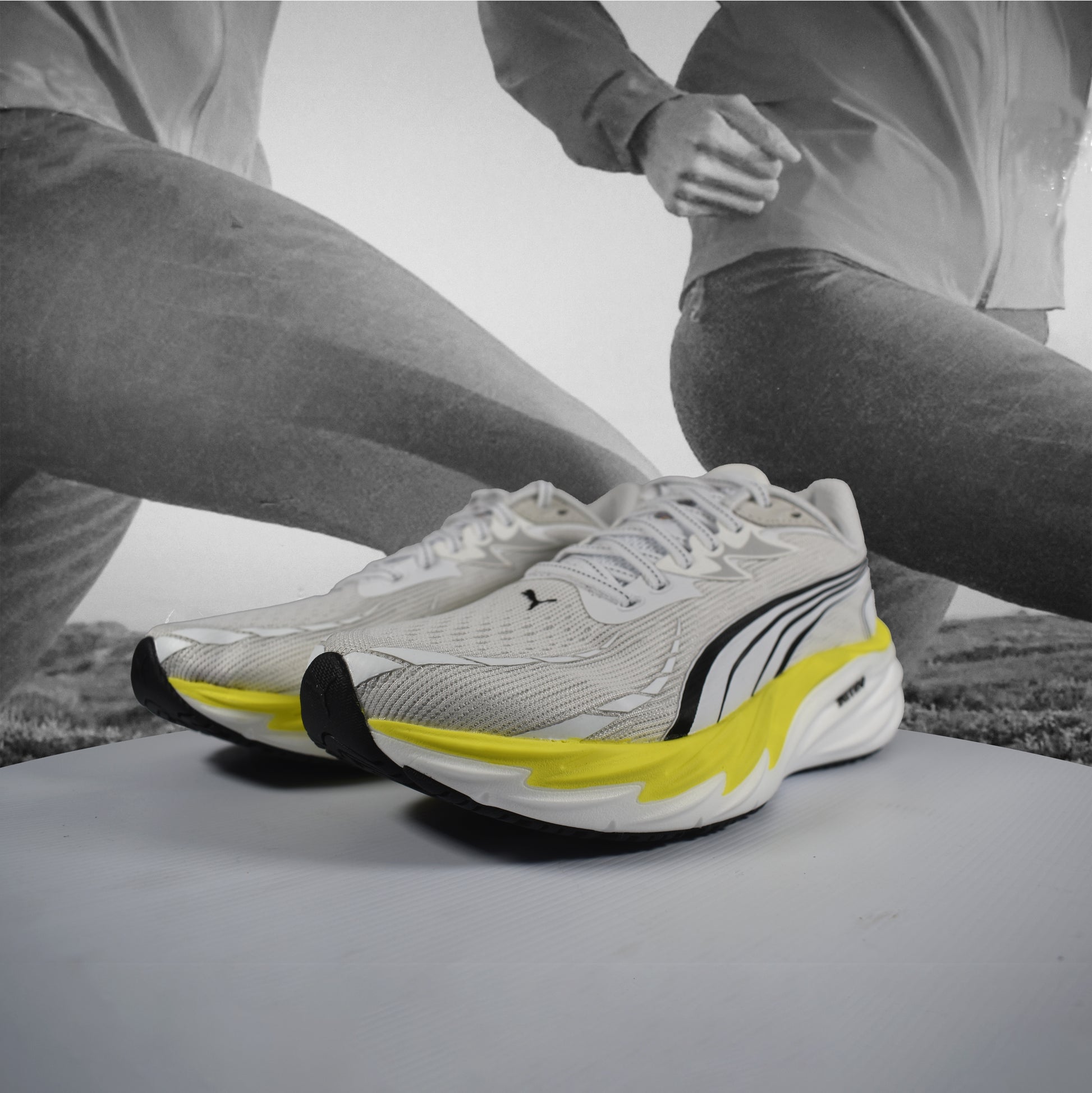 Puma Velocity NITRO 4 Mens Road Running Shoes - Durban Runner 7.5 / Puma White-Lux Lime