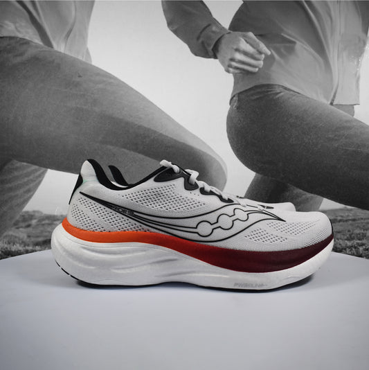 Saucony Ride 19 Mens Running Shoes - Durban Runner 7 / WHITE/CRIMSON