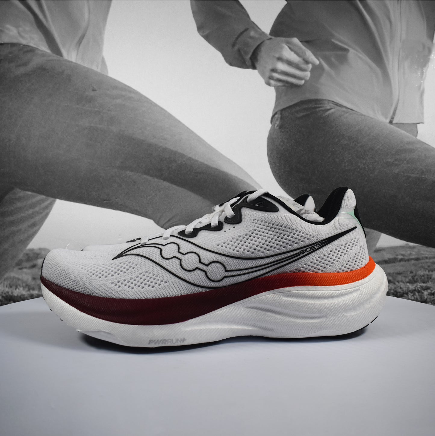 Saucony Ride 19 Mens Running Shoes - Durban Runner 7 / WHITE/CRIMSON