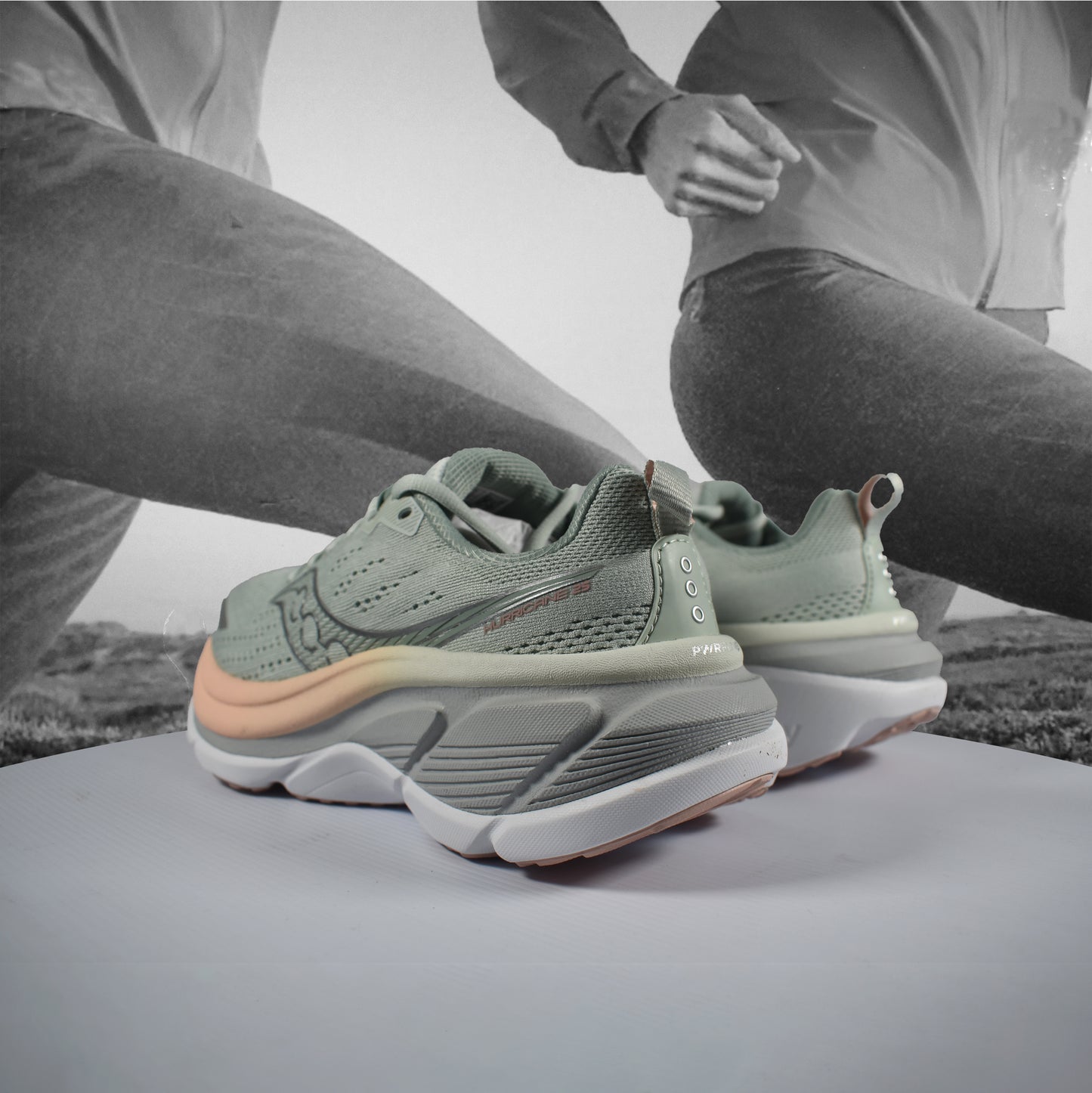 Saucony HURRICANE 25 Womens Running Shoe - Durban Runner 5 / MIST/CAMEO