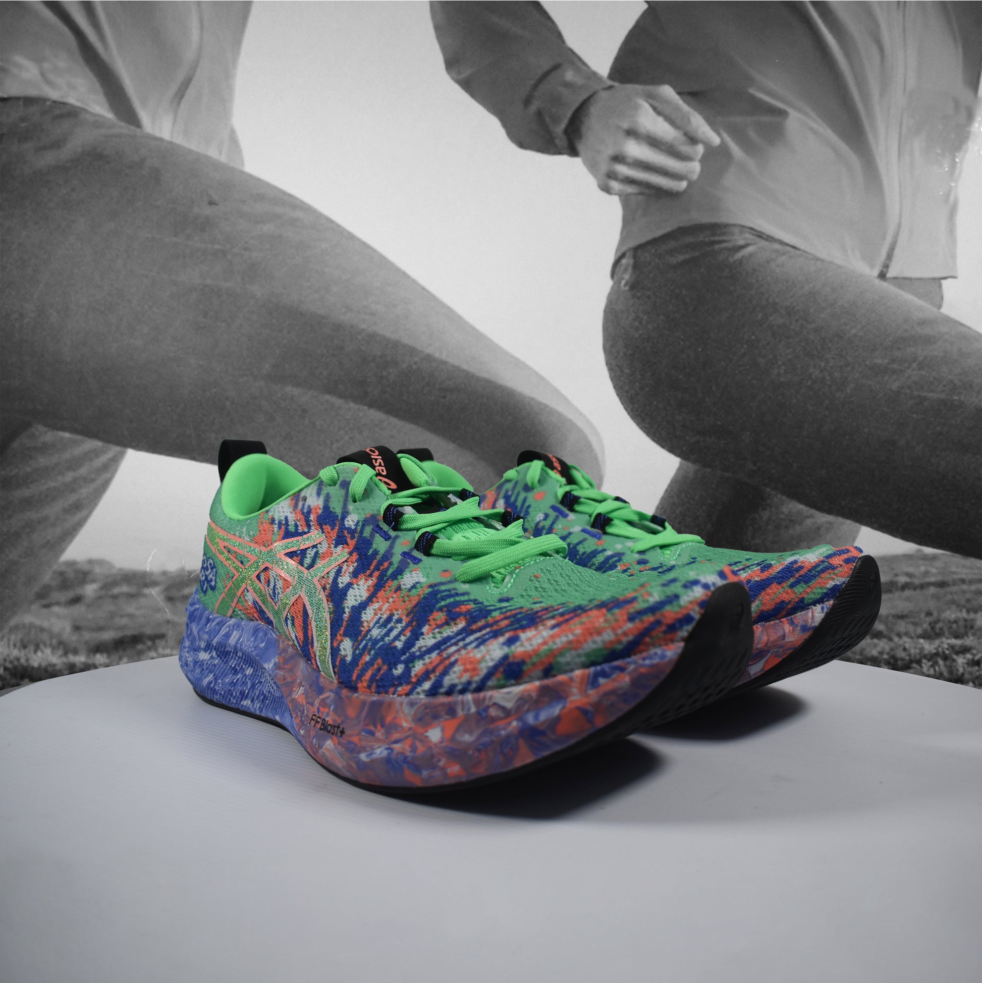 Asics NOOSA TRI 16 Mens Road Running - Durban Runner 8 / VITAL GREEN/COBALT BURST