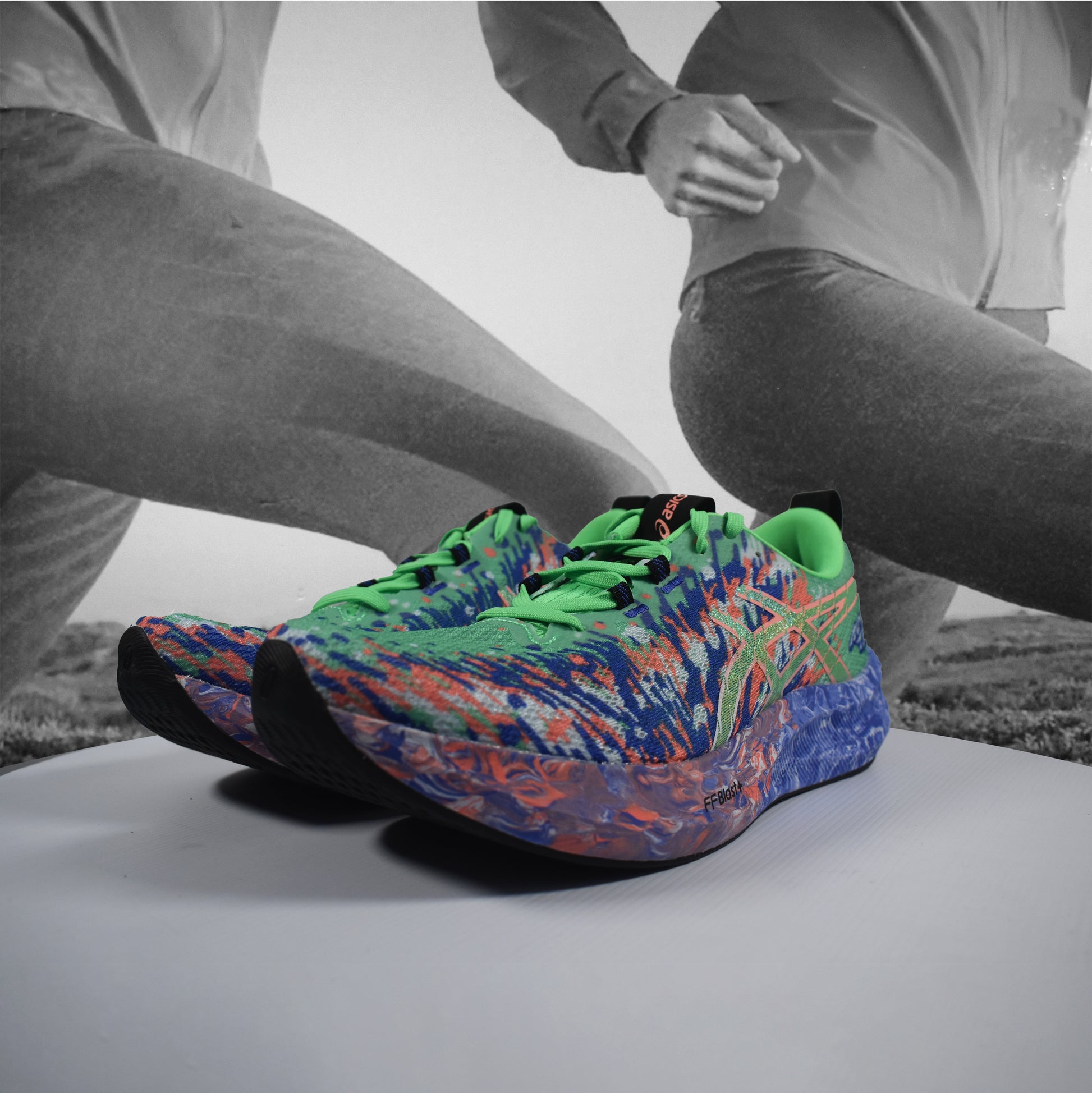 Asics NOOSA TRI 16 Mens Road Running - Durban Runner 8 / VITAL GREEN/COBALT BURST